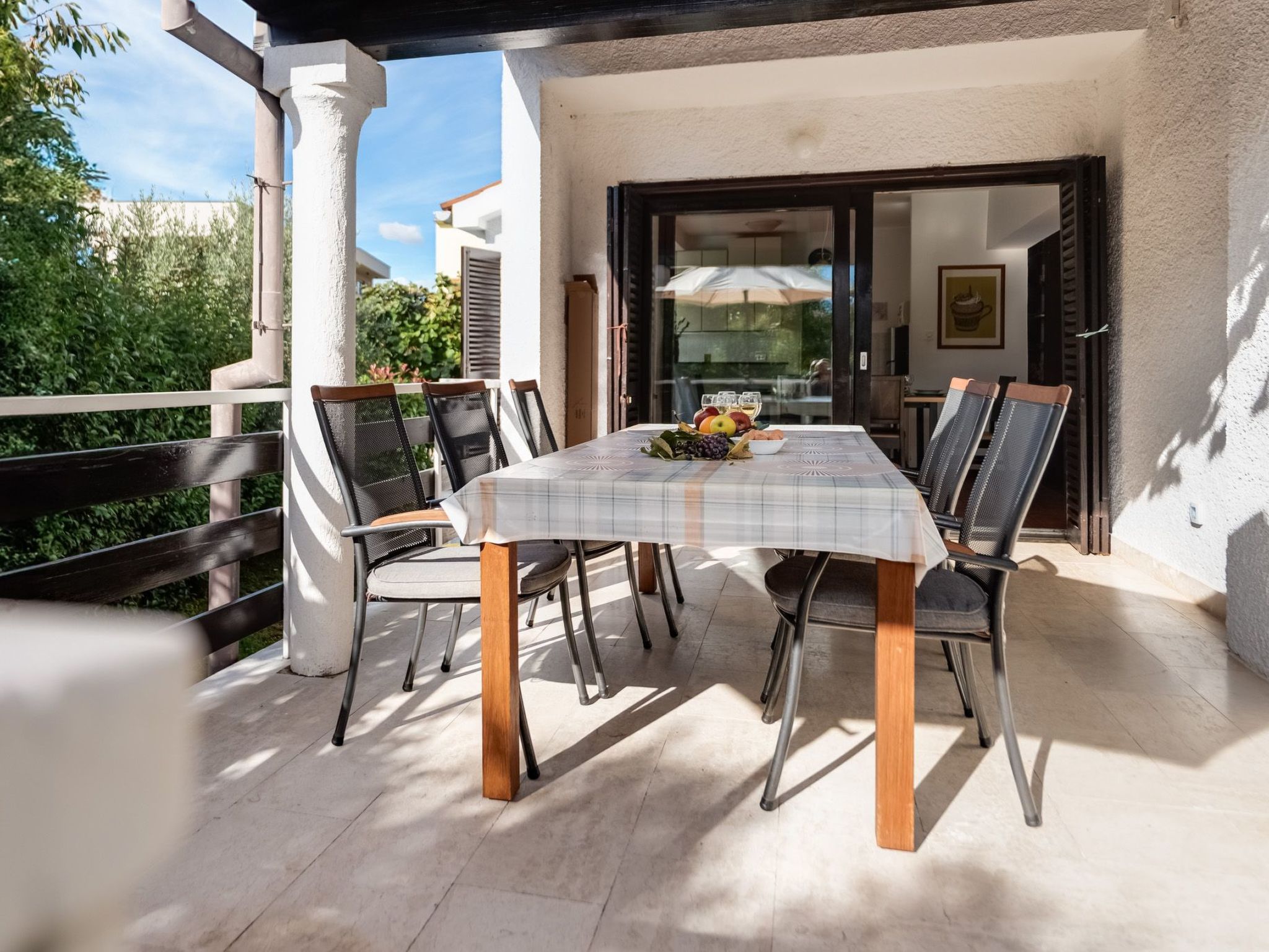 Mit Pool, großer Garten-Image-tags.info