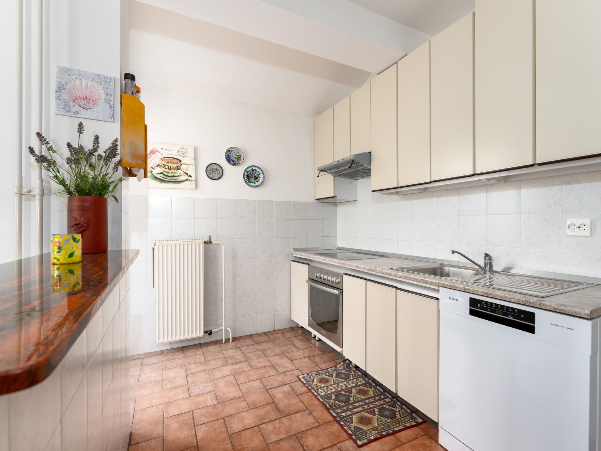 Mit Pool, großer Garten-Image-tags.info