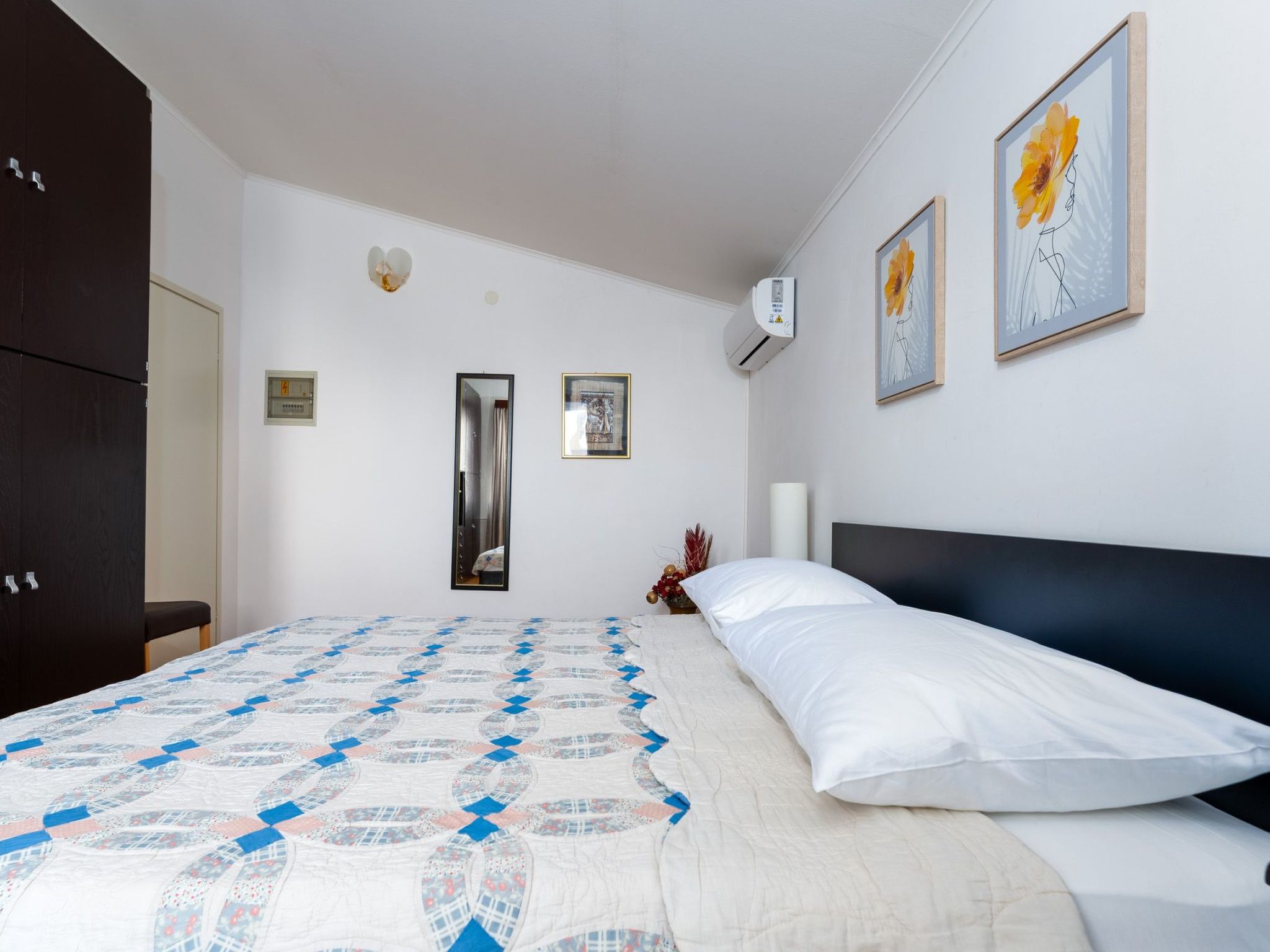 Mit Pool, großer Garten-Image-tags.info