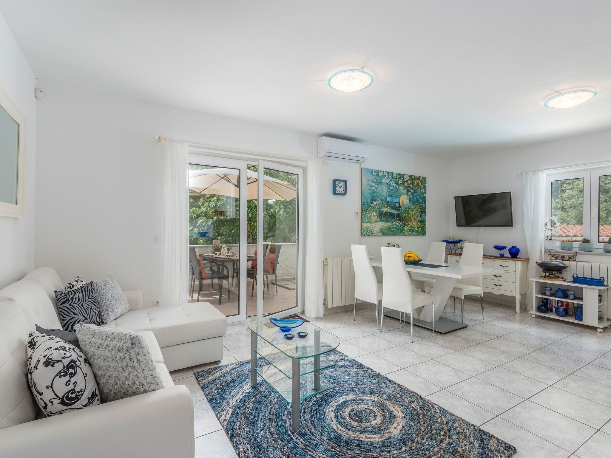 Charmante Familienvilla, in der Hunde willkommen sind-Binnen