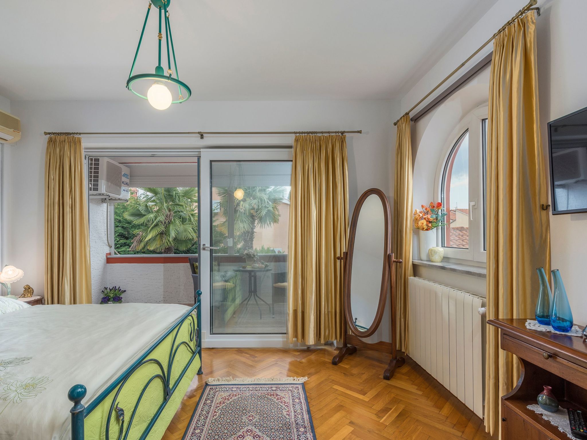 Charmante Familienvilla, in der Hunde willkommen sind-Binnen