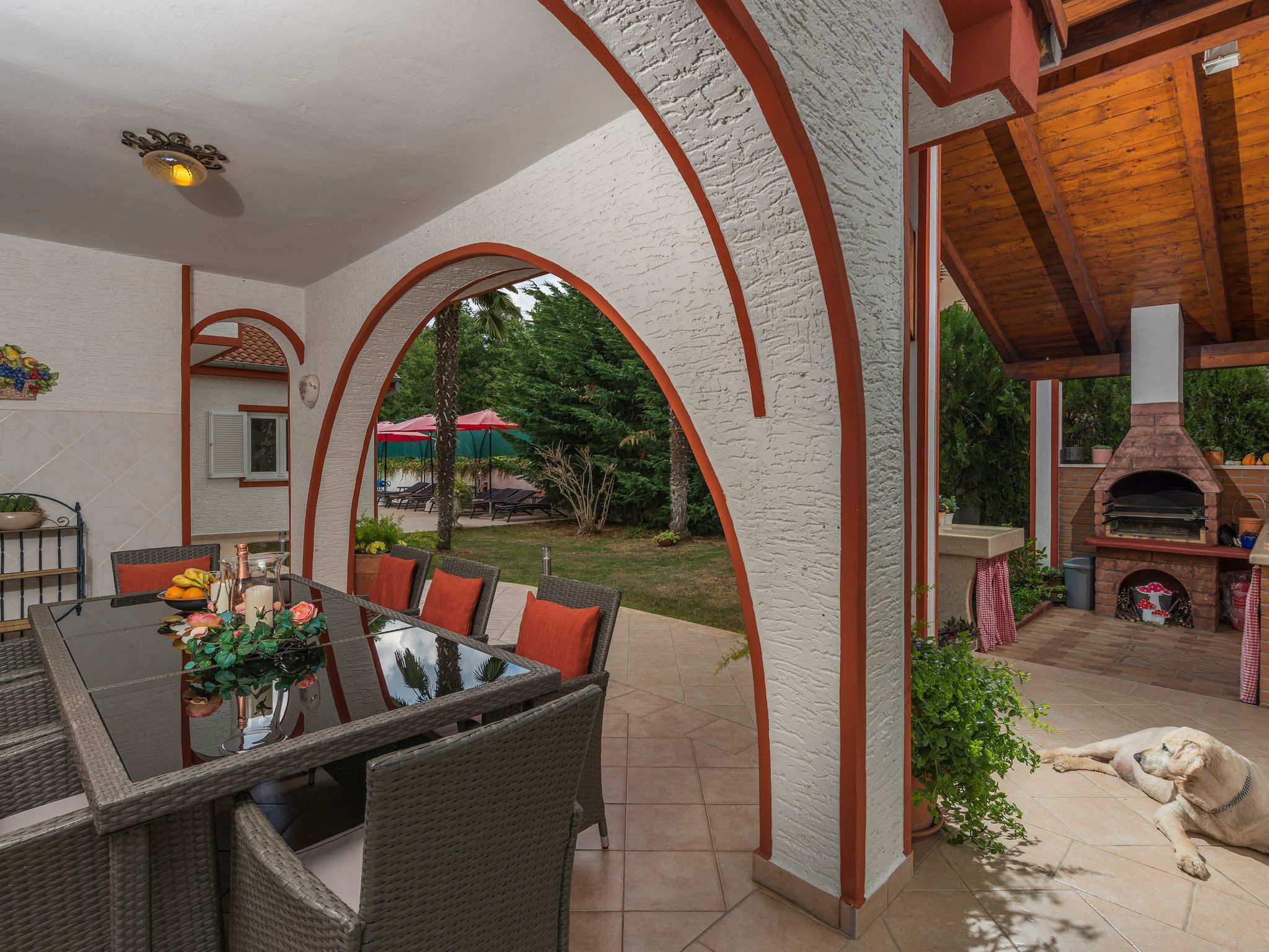 Photo of Charmante Familienvilla, in der Hunde willkommen sind