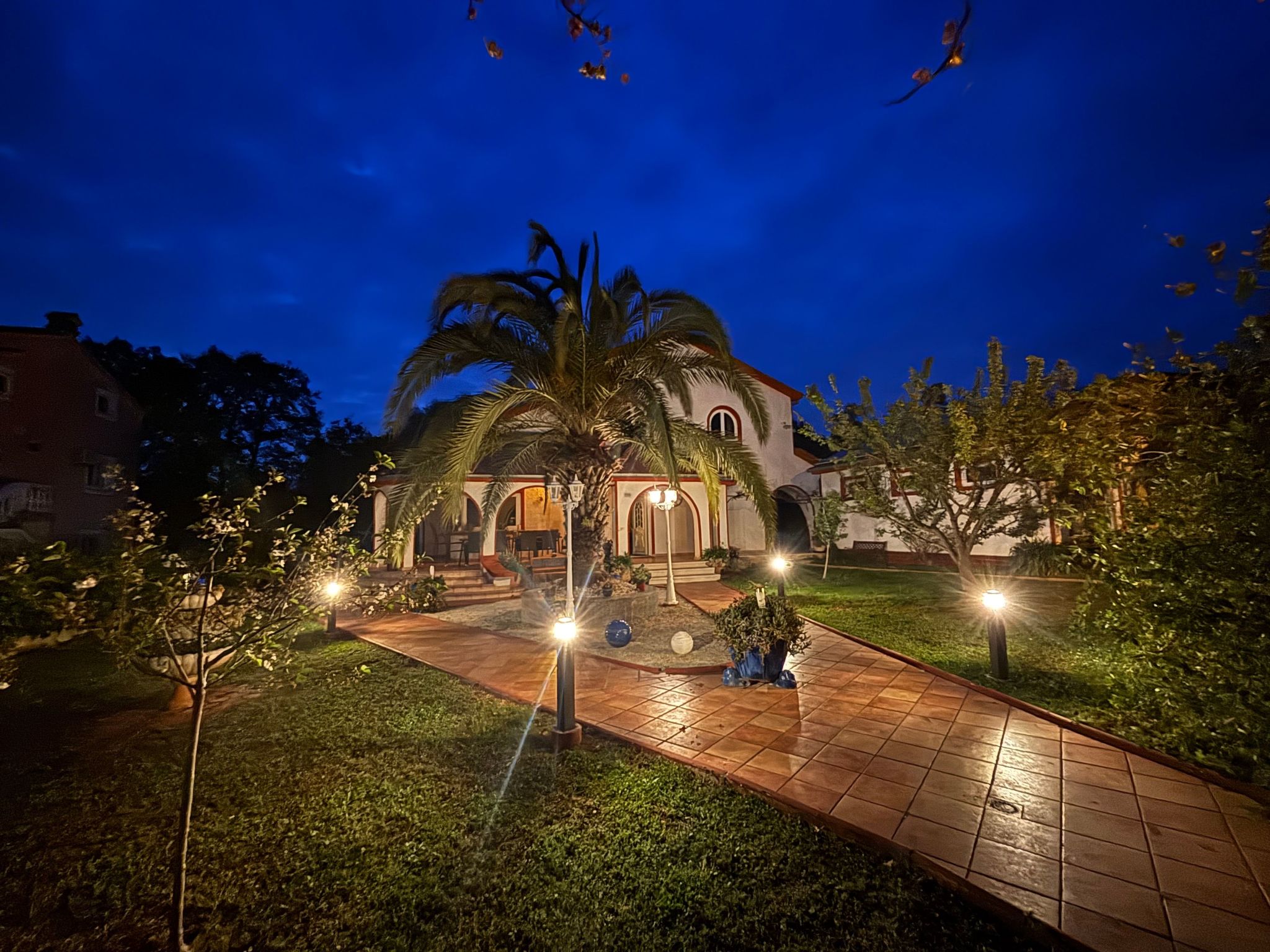 Photo of Charmante Familienvilla, in der Hunde willkommen sind