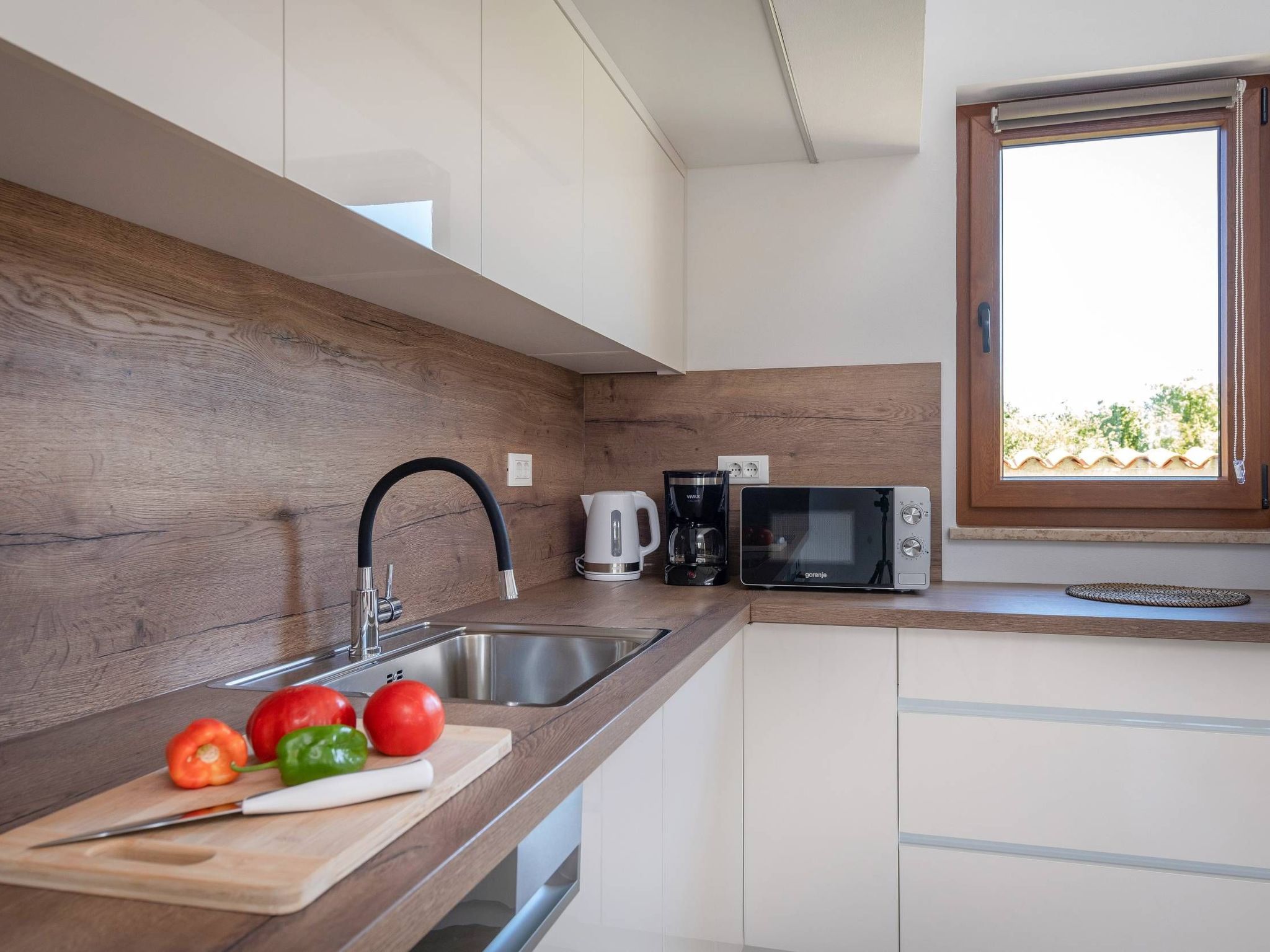 Luca-Image-tags.info