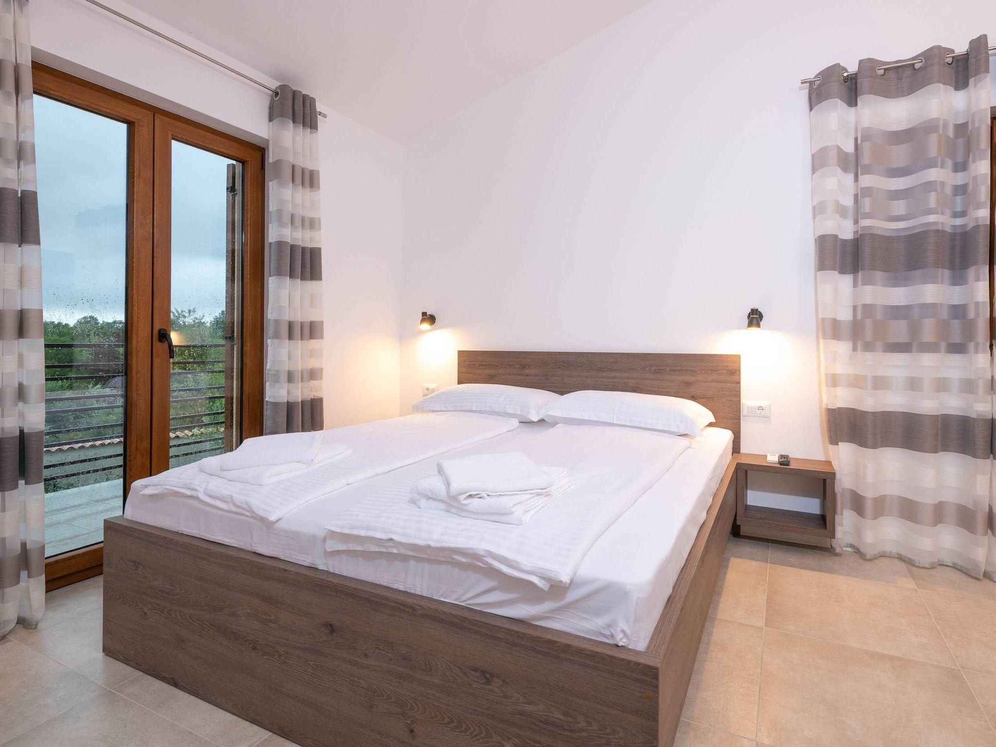 Luca-Image-tags.info