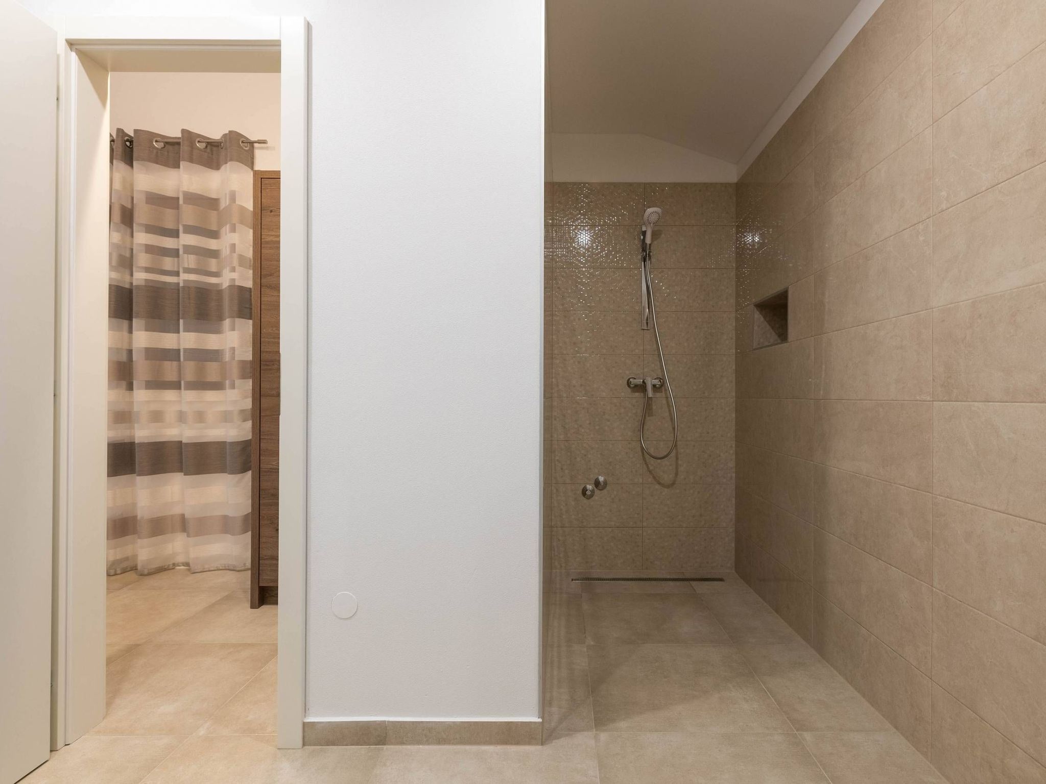 Luca-Image-tags.info