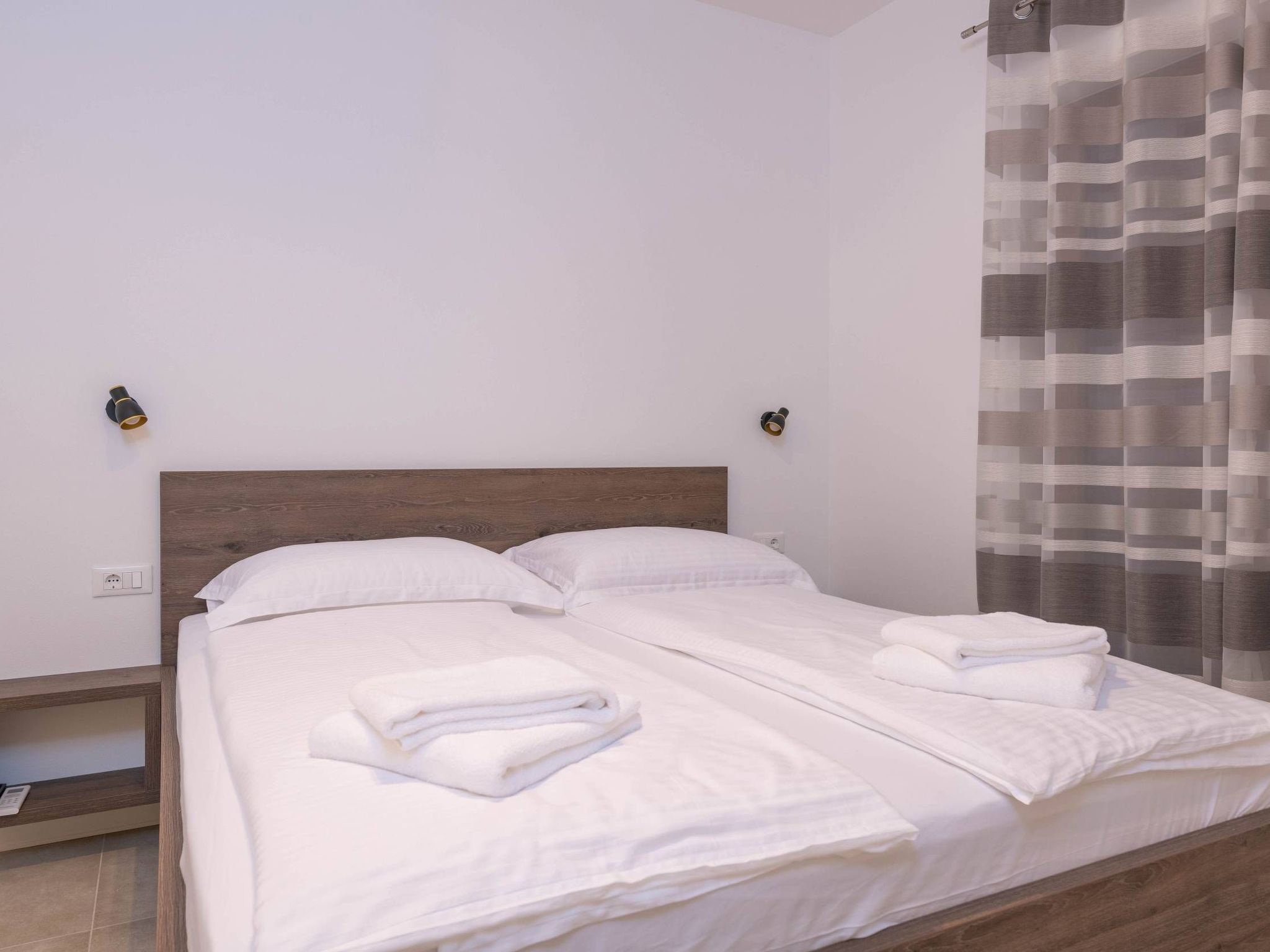 Luca-Image-tags.info