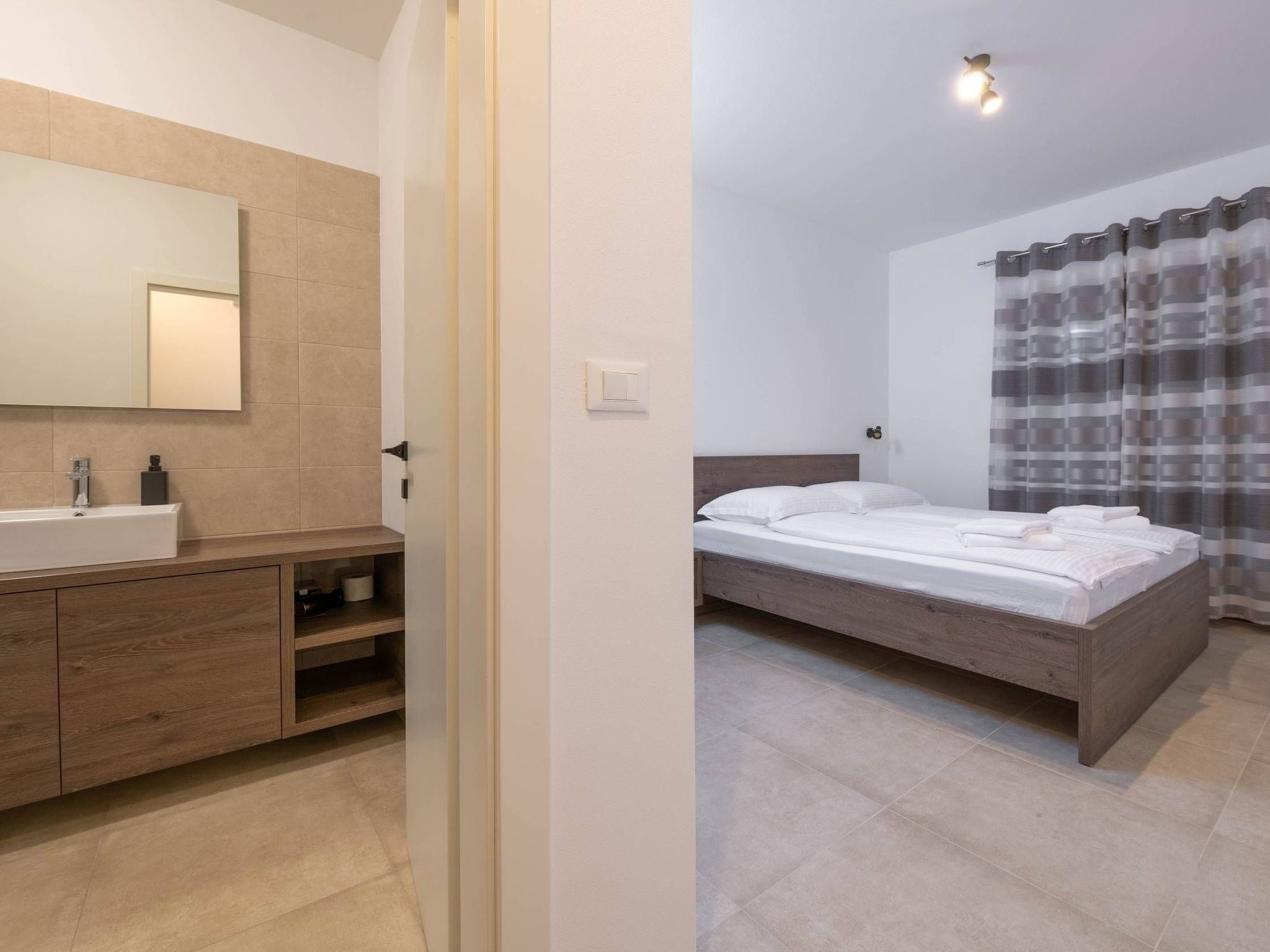 Luca-Image-tags.info