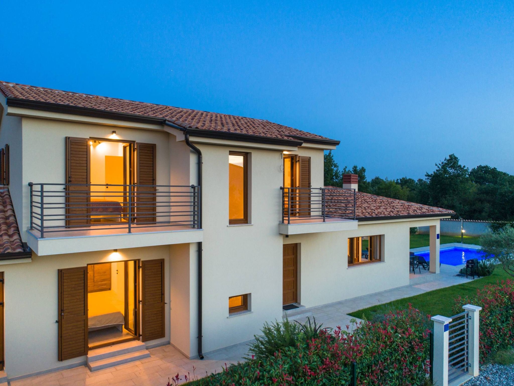 Luca-Image-tags.info