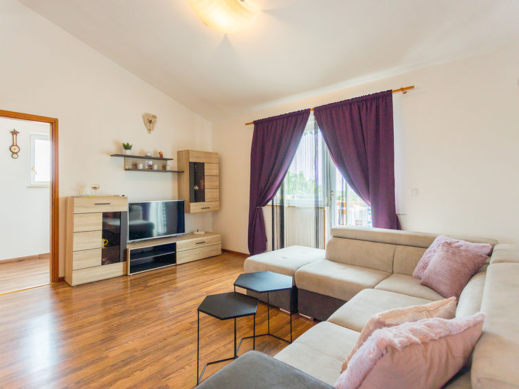 Search and Stay destination Medvidići, Istarska županija - Croatia from AU$ 238. Sandra (PRC612)
