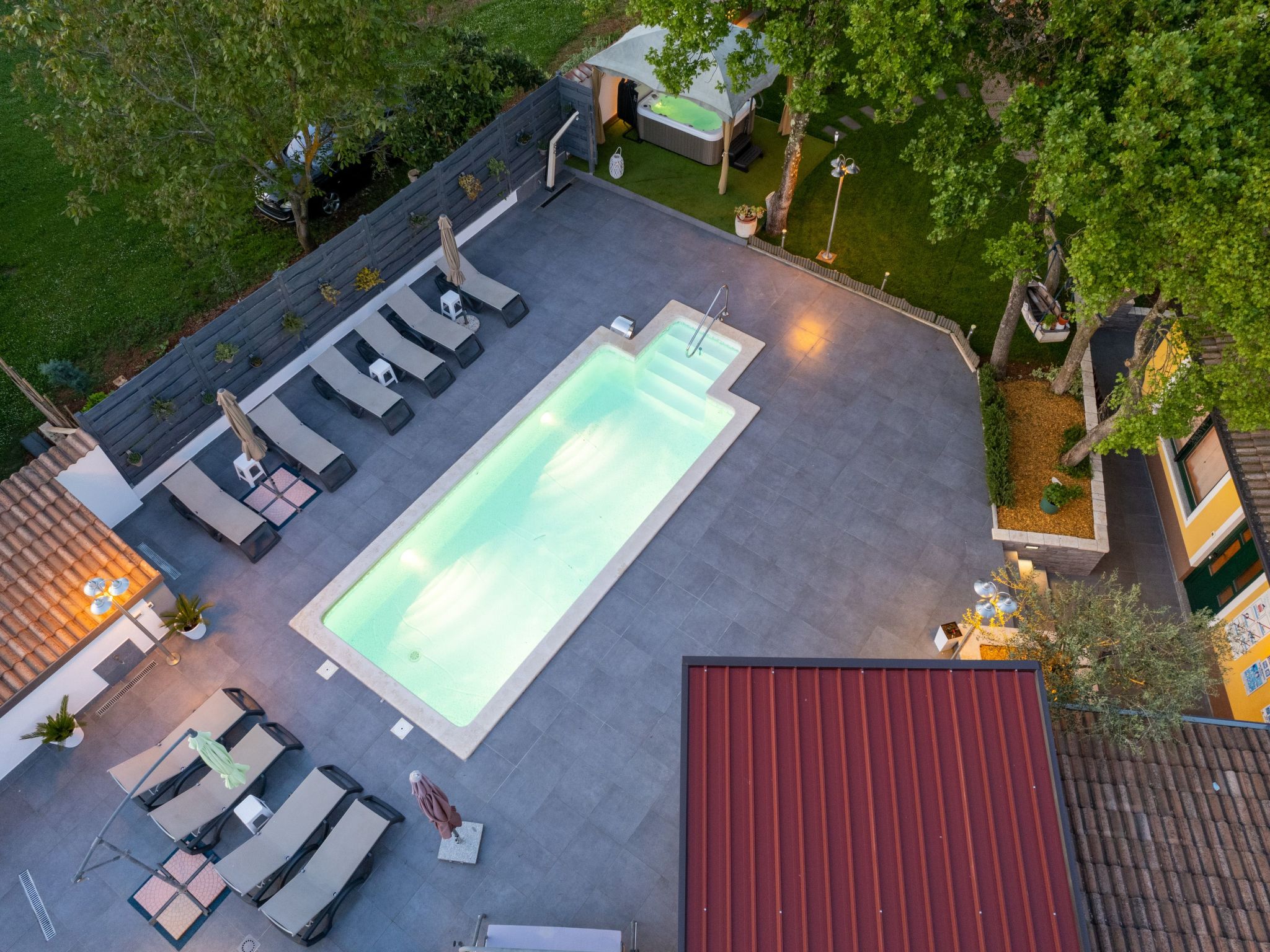 Oliveto-Image-tags.info