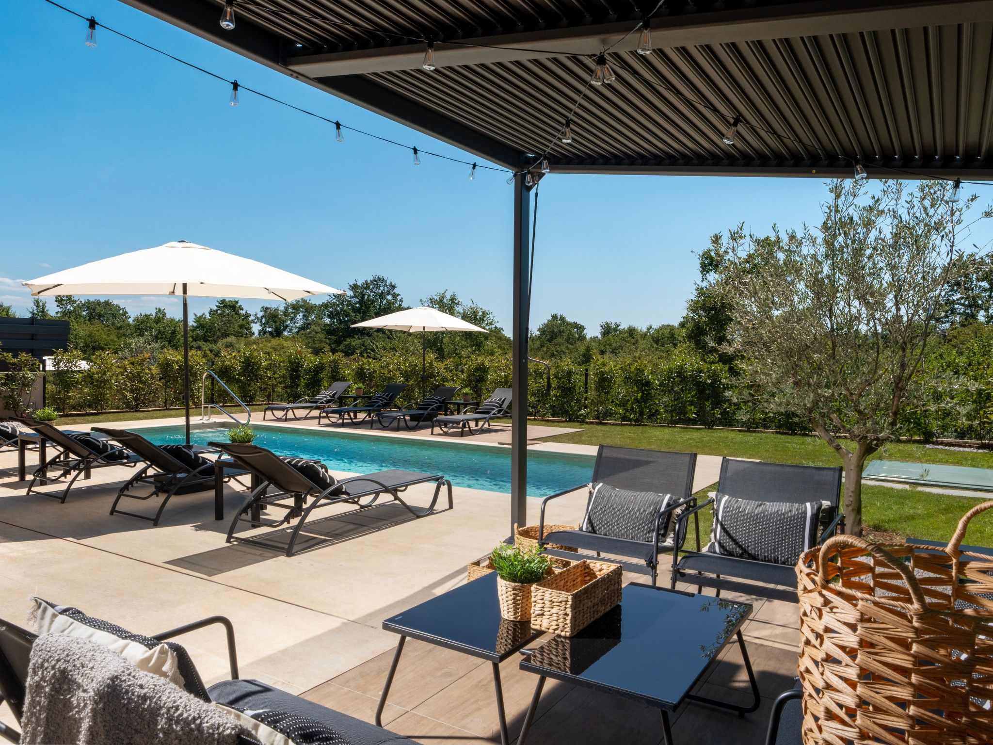 Villa Palazzina 1-Inside