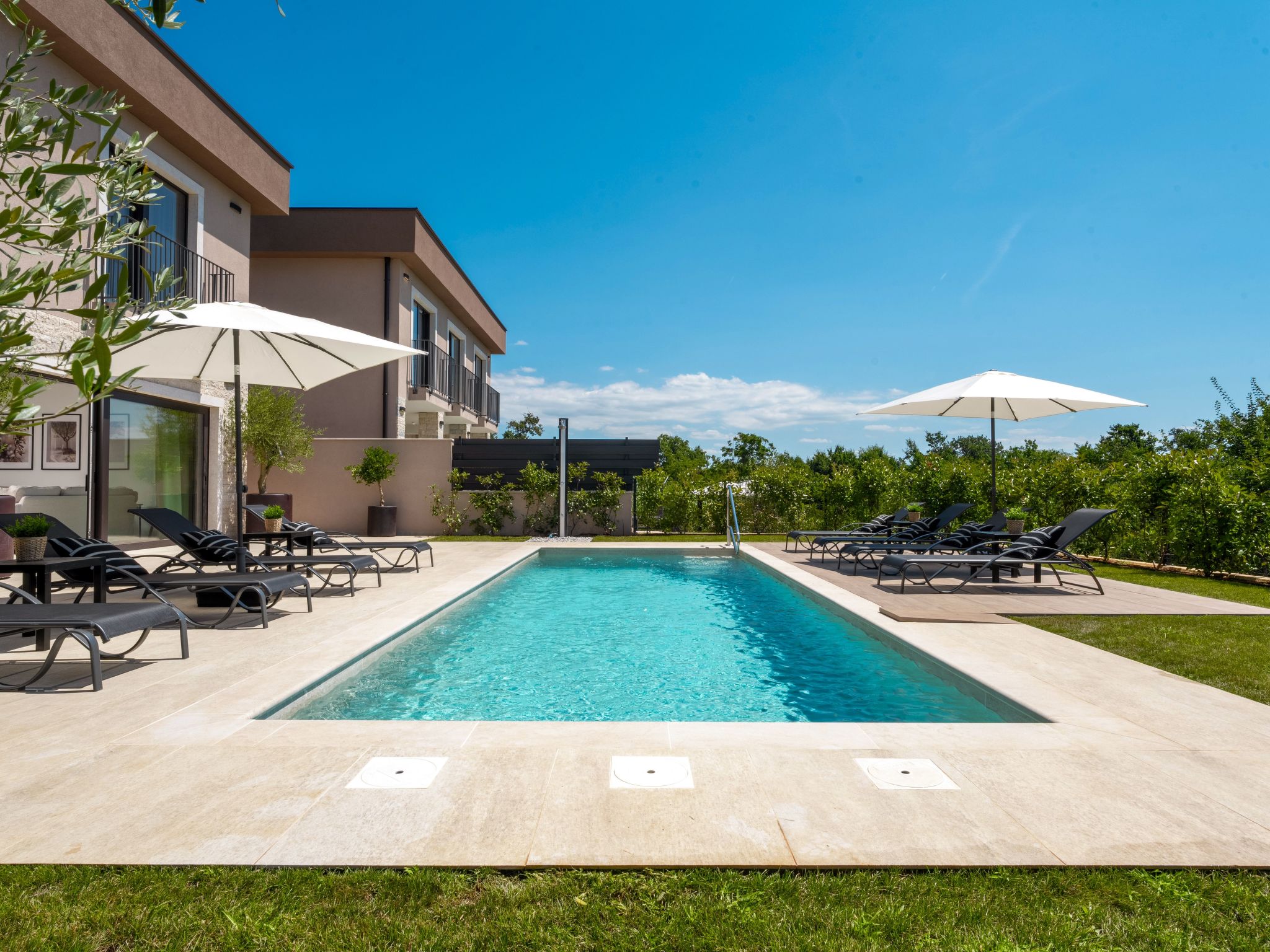 Villa Palazzina 1-Inside