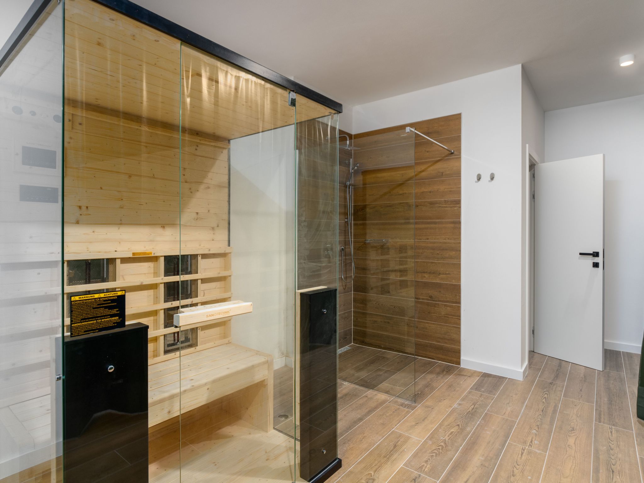 Villa Palazzina 1-Inside