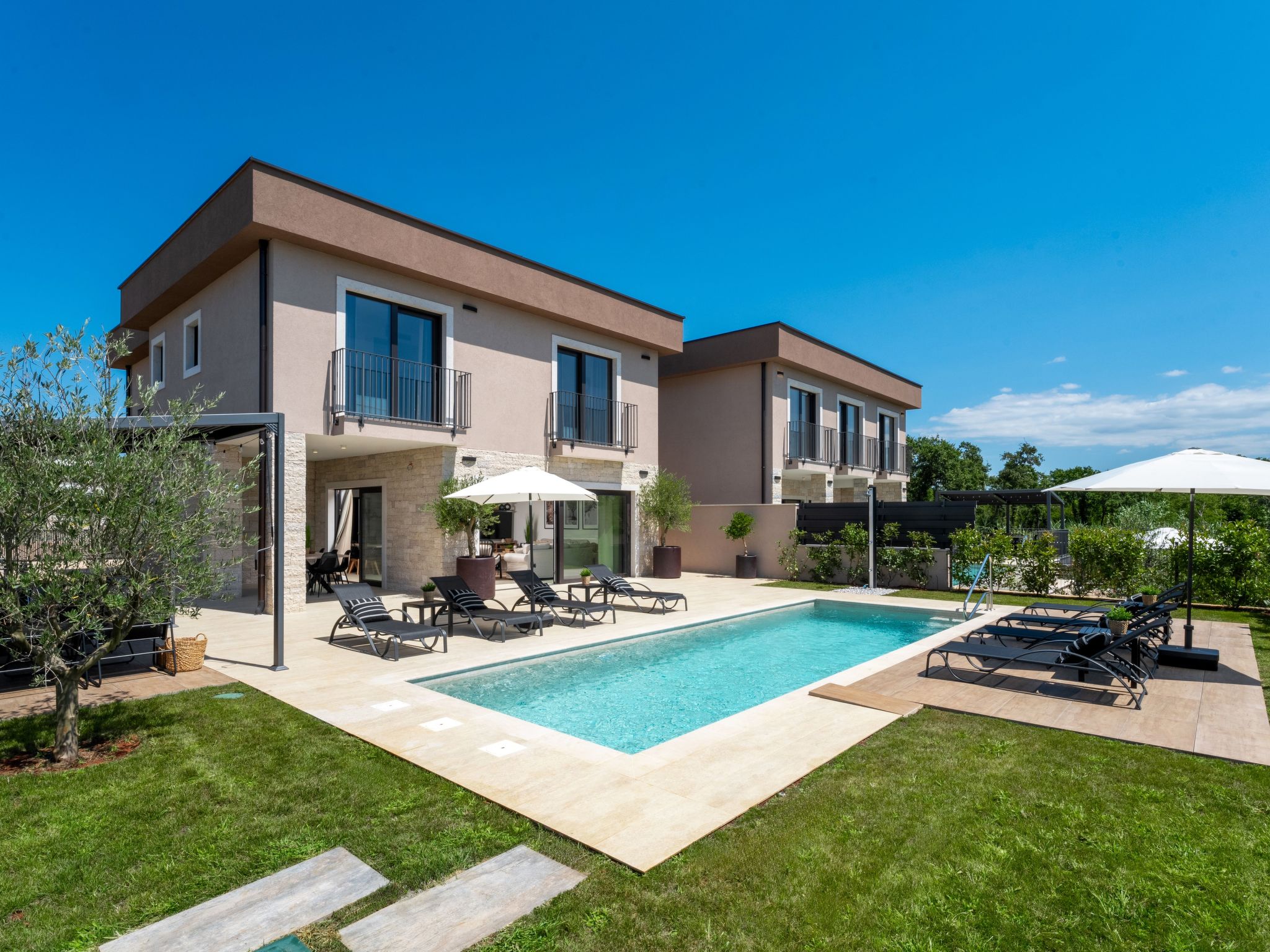 Villa Palazzina 1-Inside