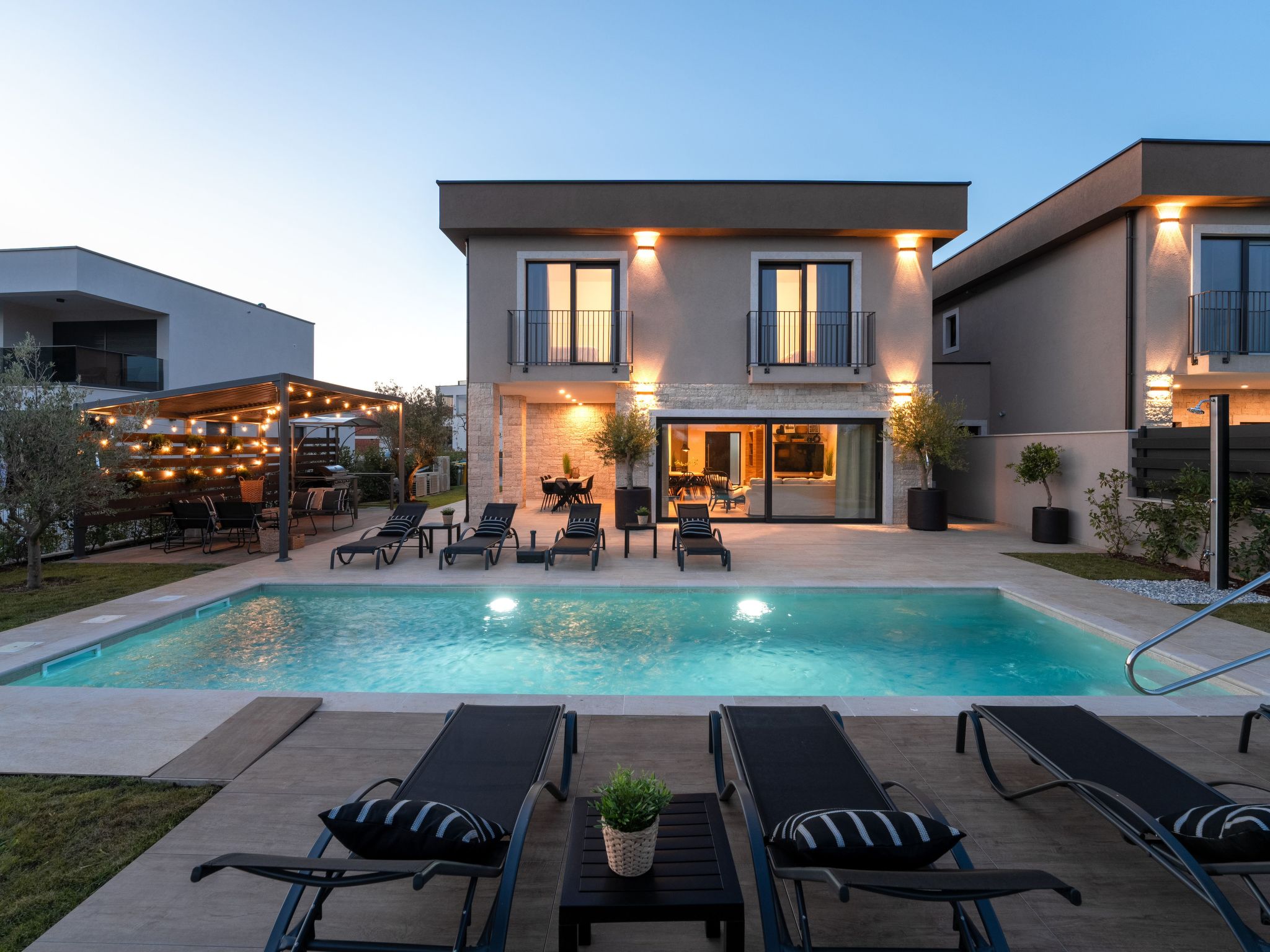 Villa Palazzina 1-Inside