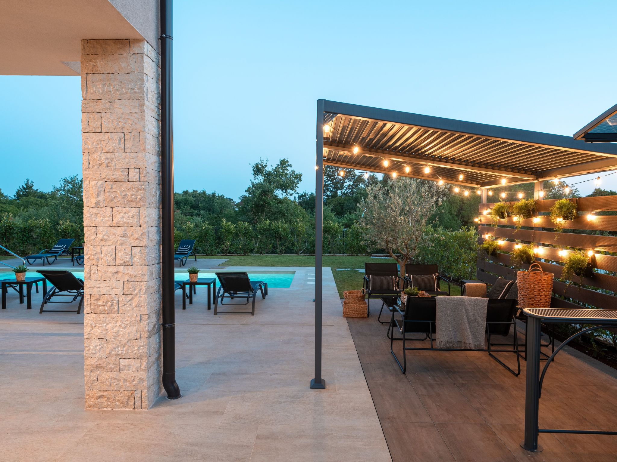 Villa Palazzina 1-Inside