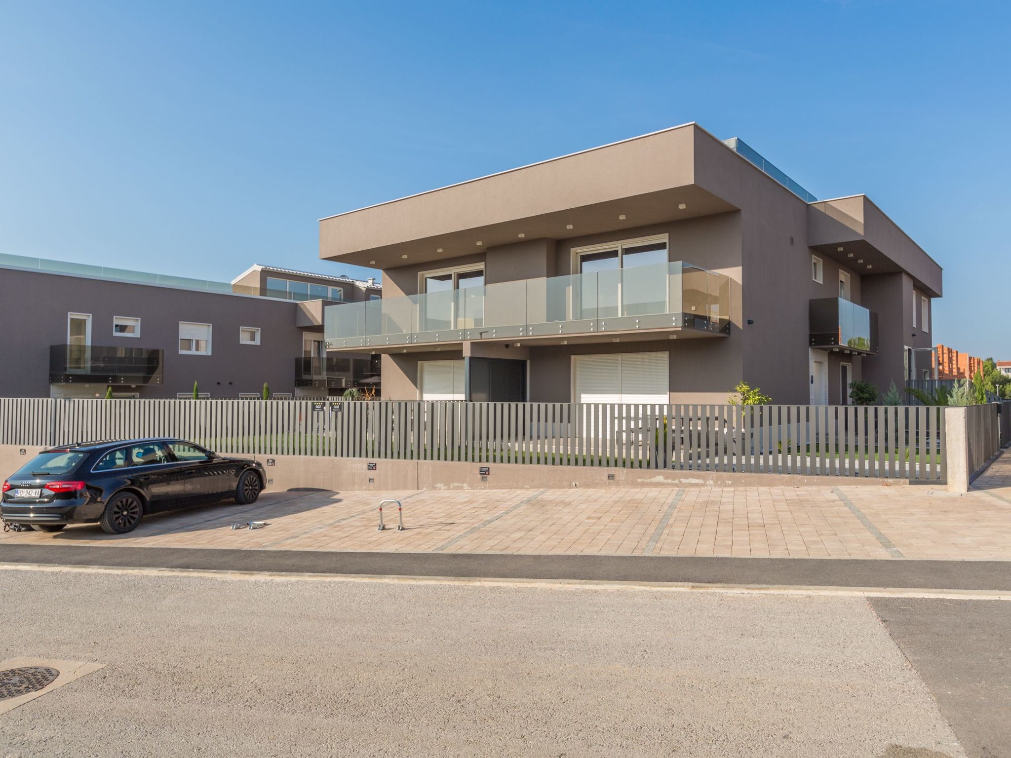 Photo of Lemon 3 Premium