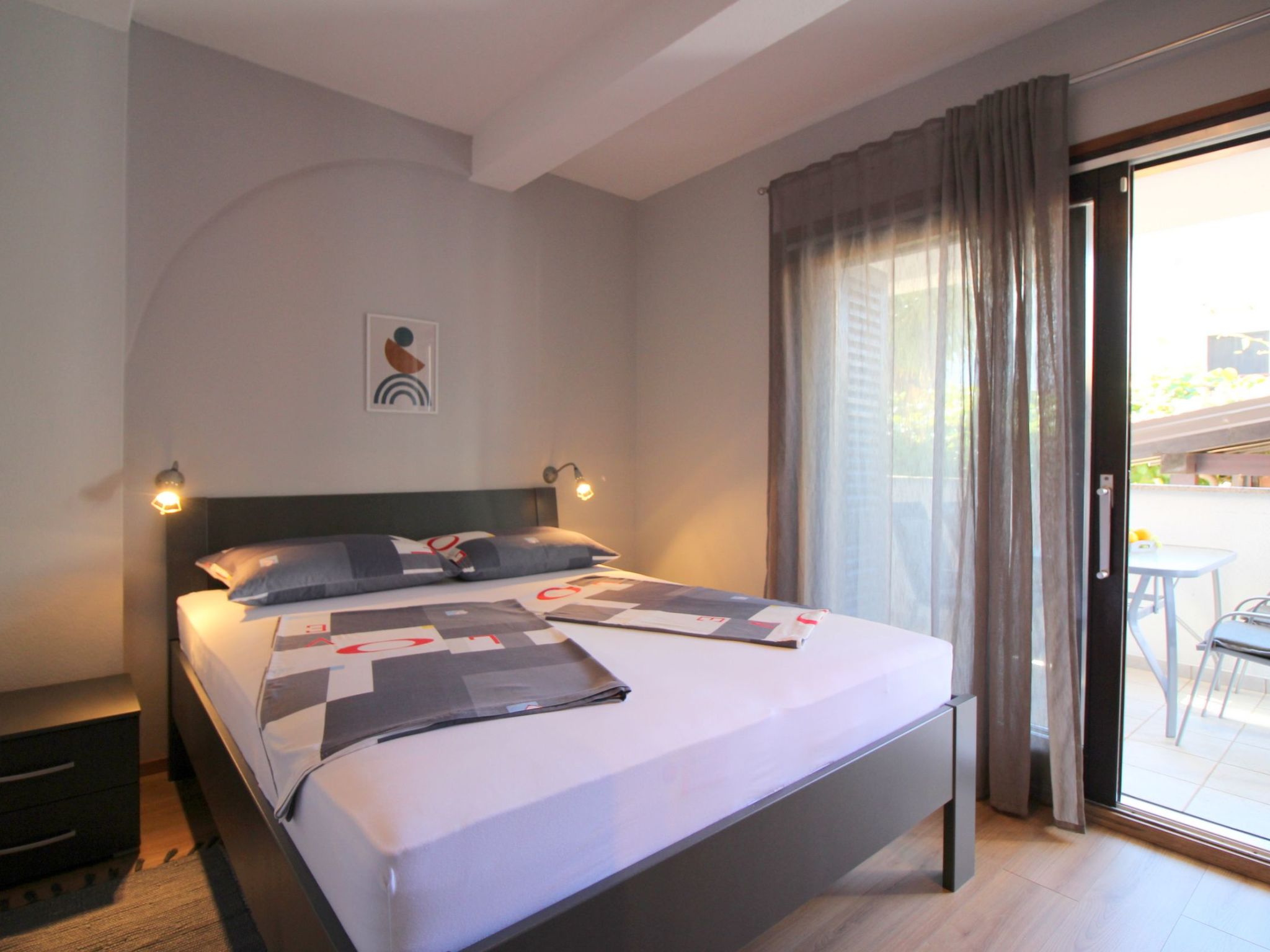 Photo of Lili mit Pool, Grill und Parkplatz