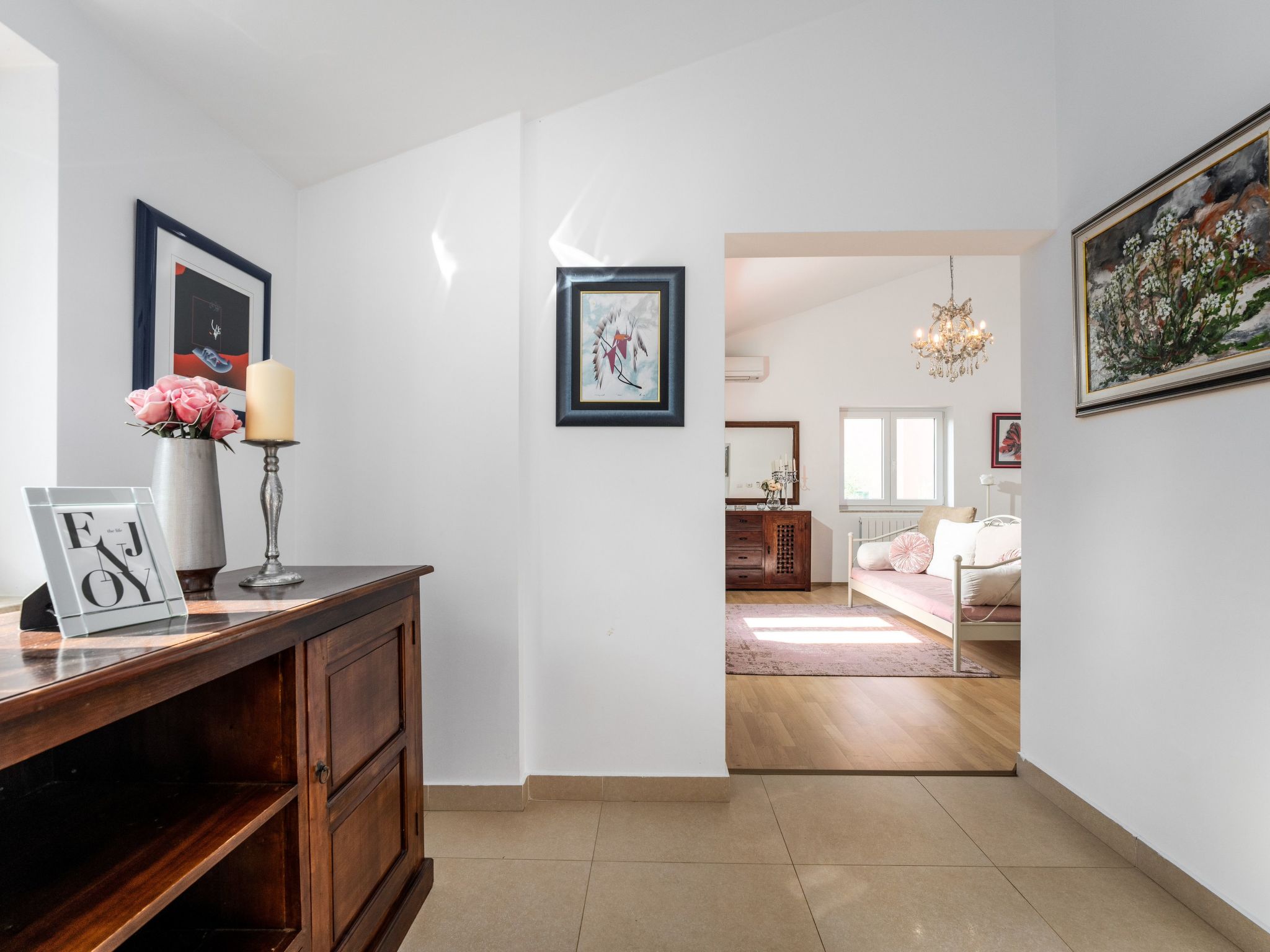 Villa Sunset Garden-Binnen