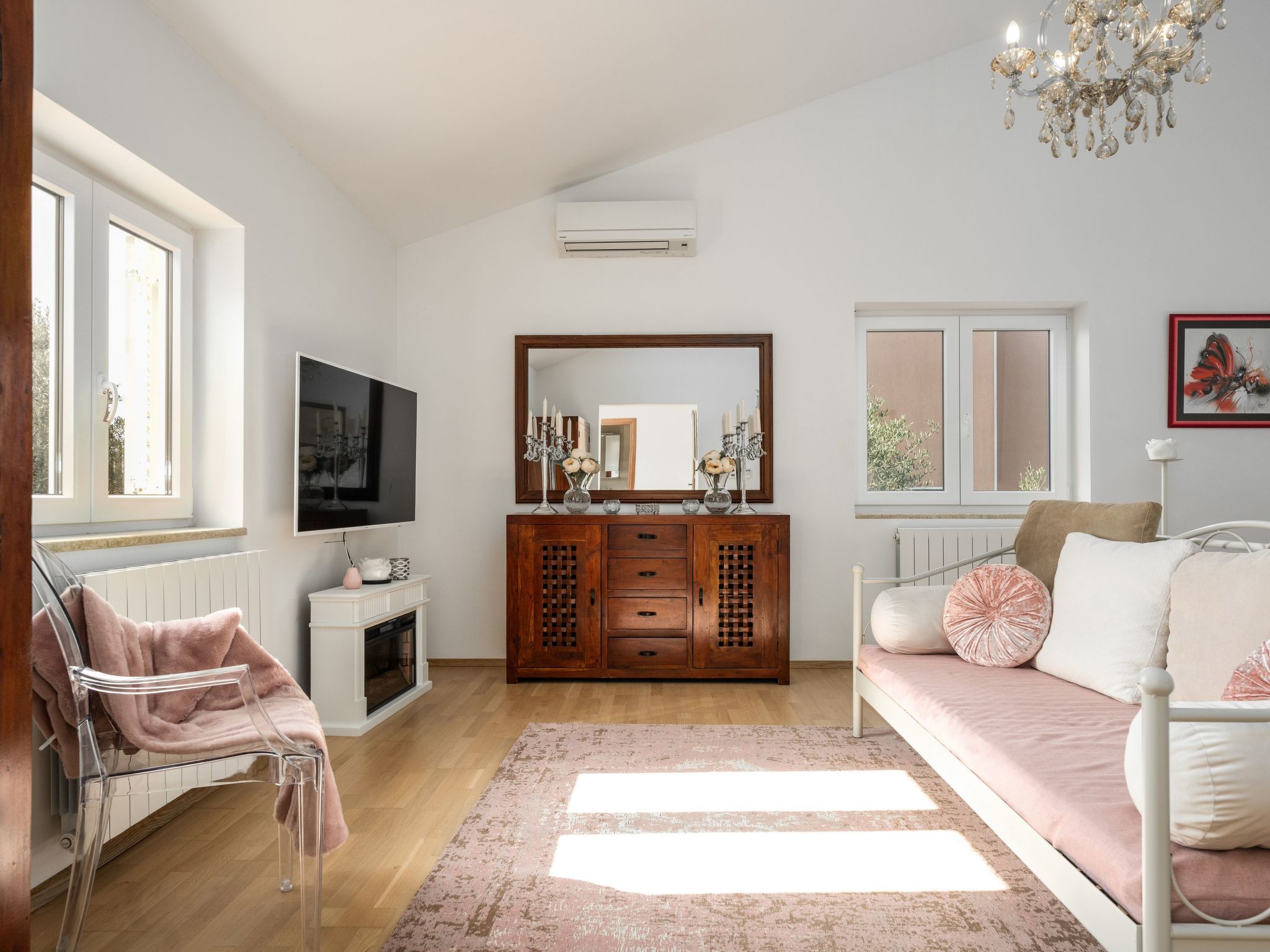 Villa Sunset Garden-Binnen