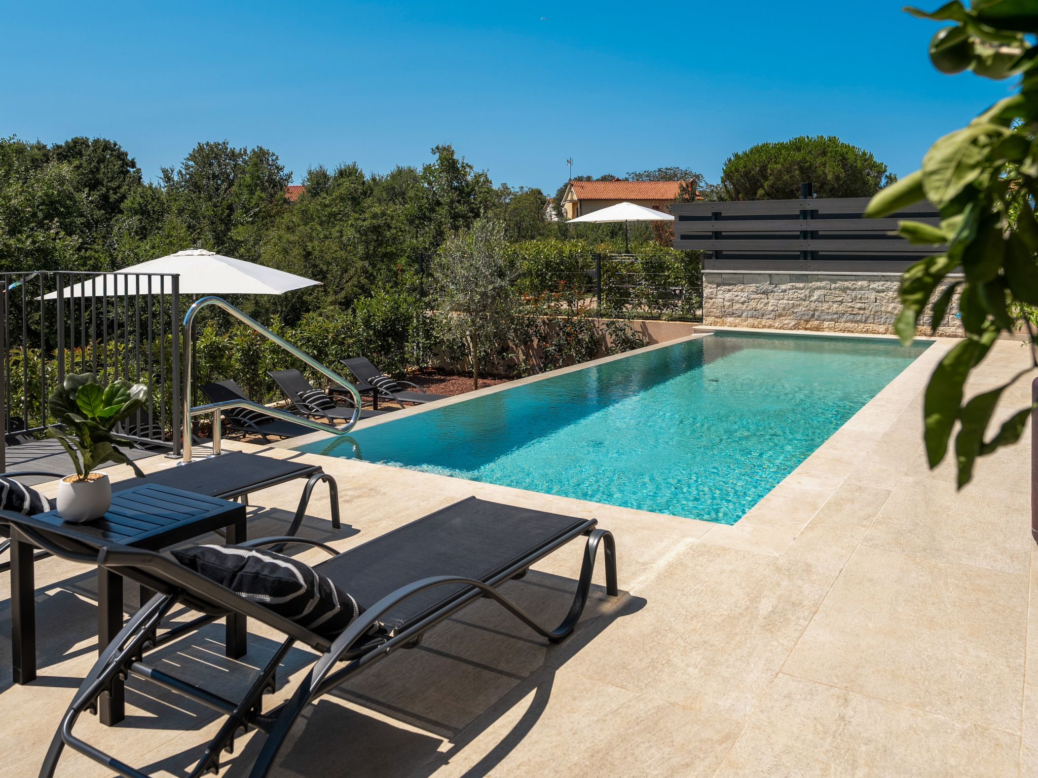 Villa Palazzina 2-Inside