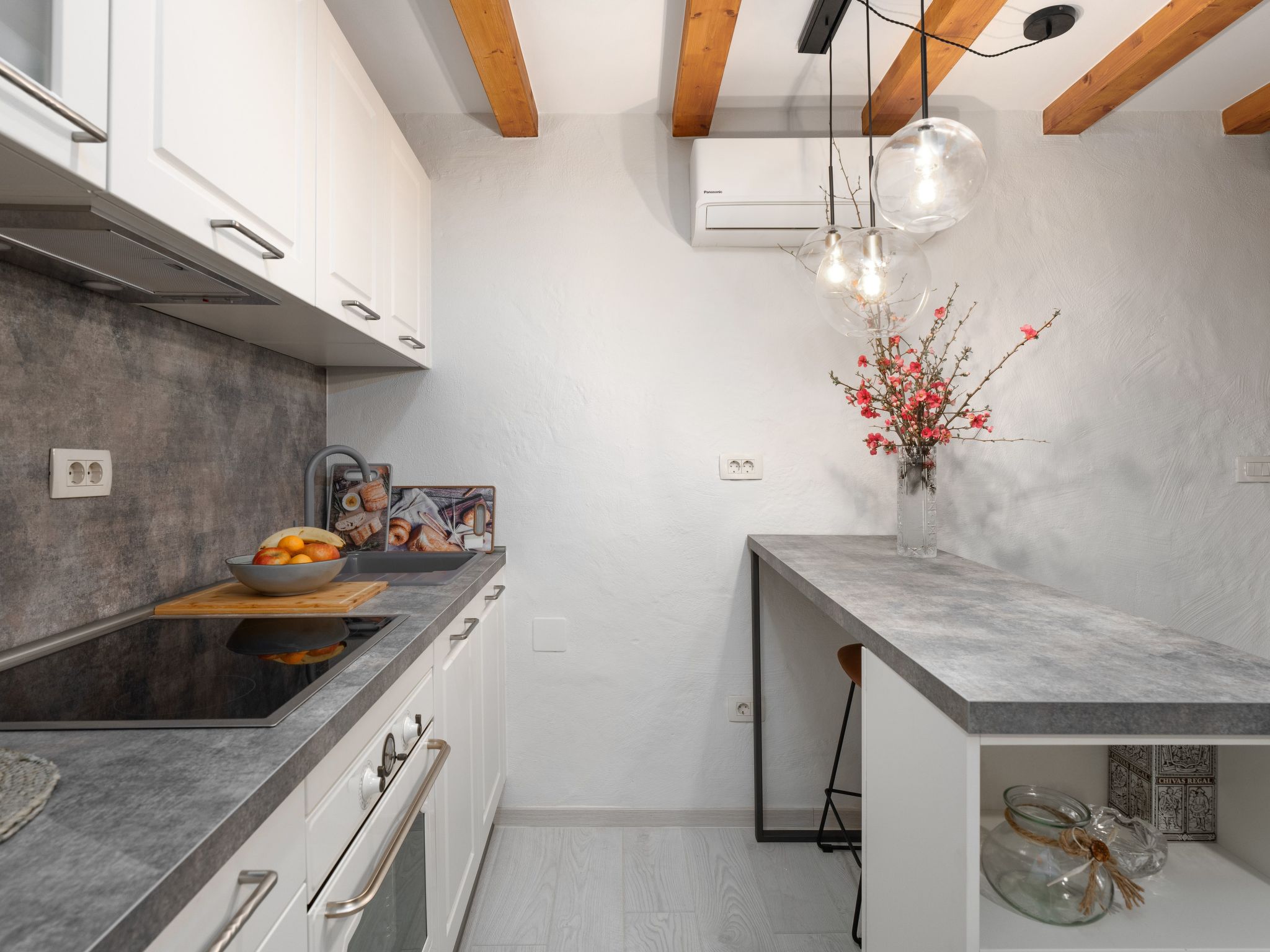 Piazzetta Studio-Image-tags.info