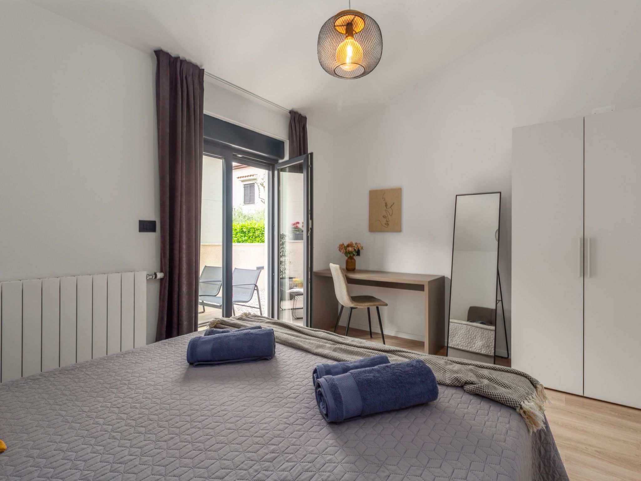 Photo of Olive Premium