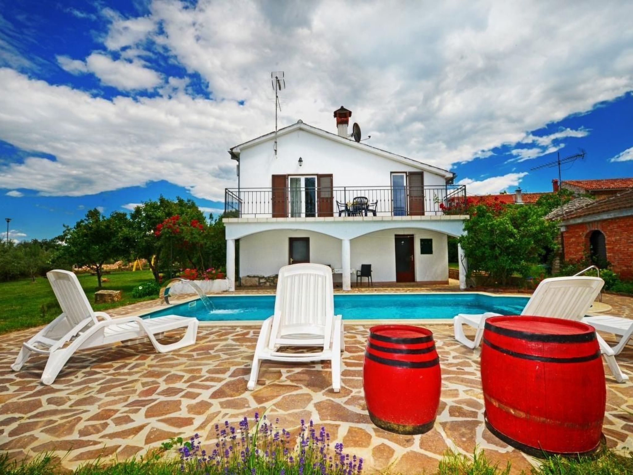 Villa mit Meerblick-Image-tags.info