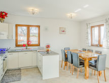 Ruim appartement met zwembad en tuin op 200m van centrum Tar - thumbnail 3