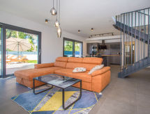 Villa Eva Tar: Moderne nieuwbouwvilla met verwarmd zwembad nabij Poreč - thumbnail 2