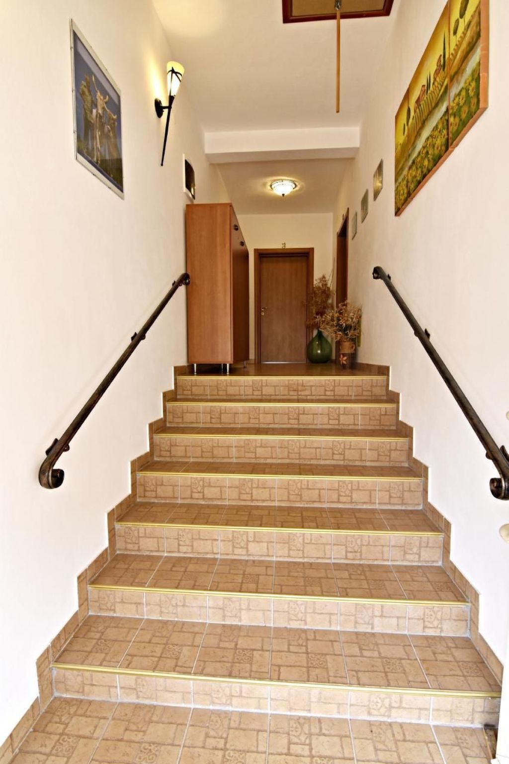 Noemi2-Image-tags.info