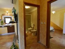 Sfeervol appartement met zwembad in Tar, vlakbij Poreč - thumbnail 6