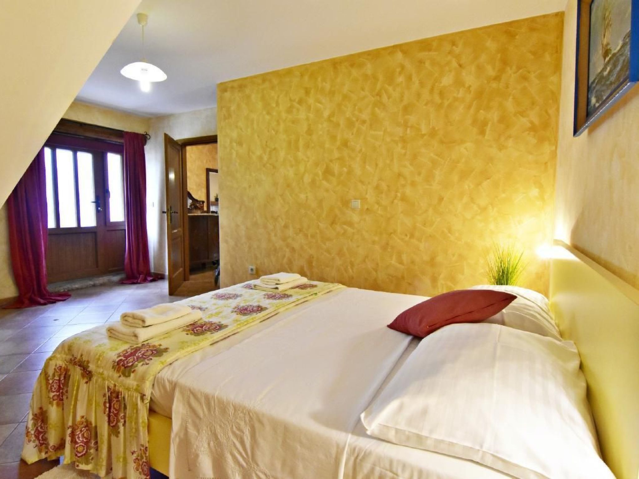 FIORELA 1-Image-tags.info