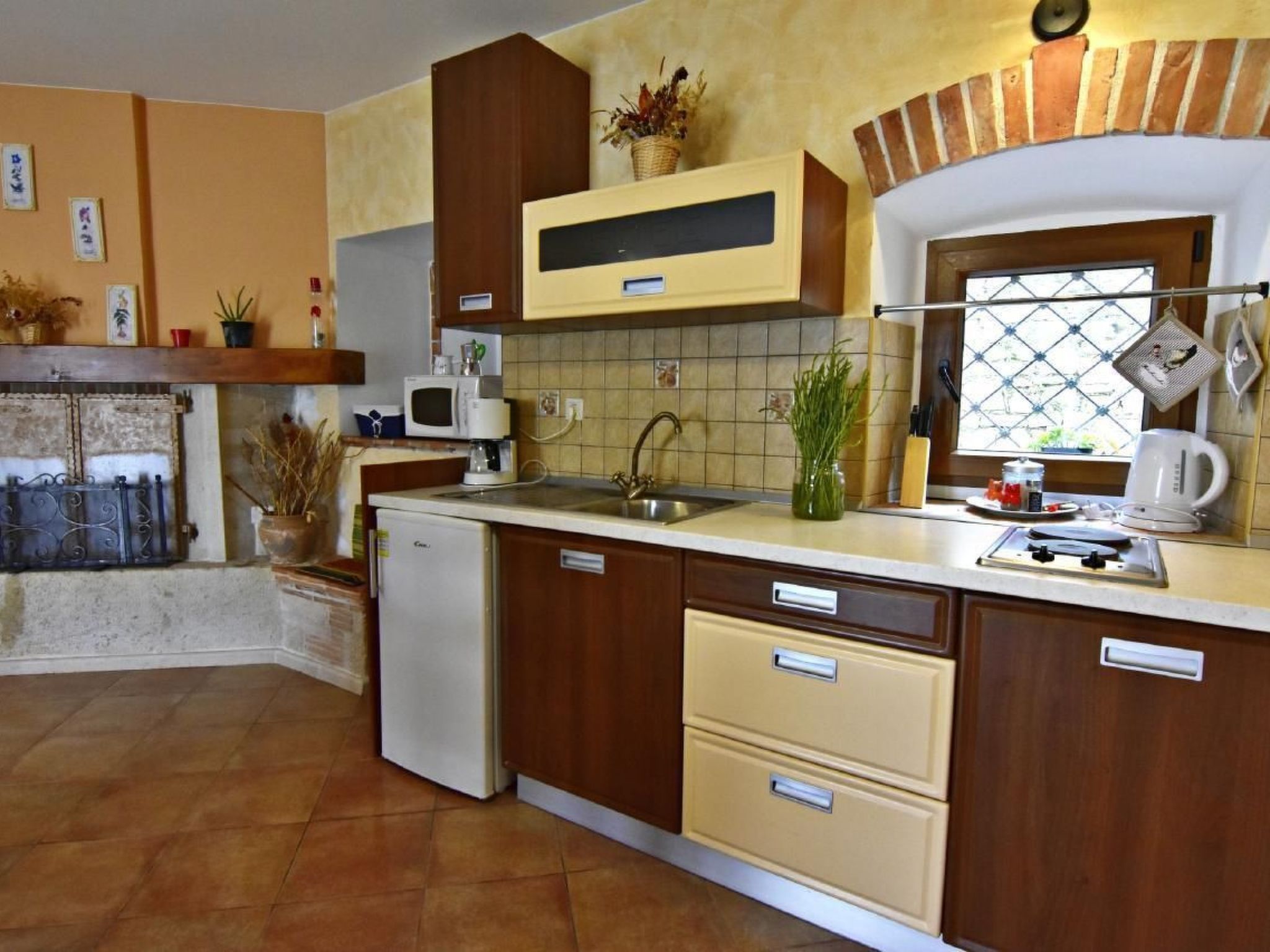 FIORELA 1-Image-tags.info