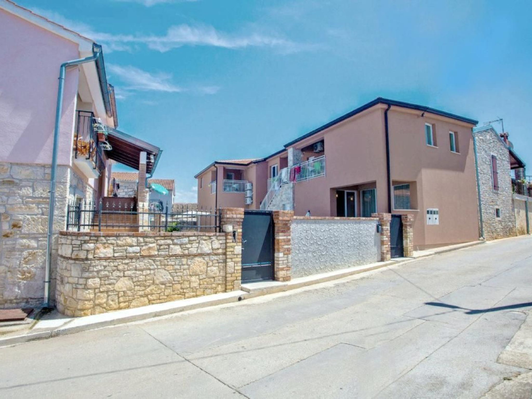 FIORELA 1-Image-tags.info