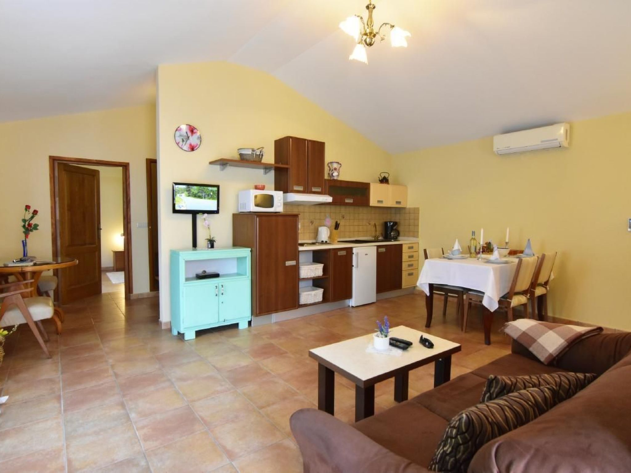 FIORELA 2-Image-tags.info