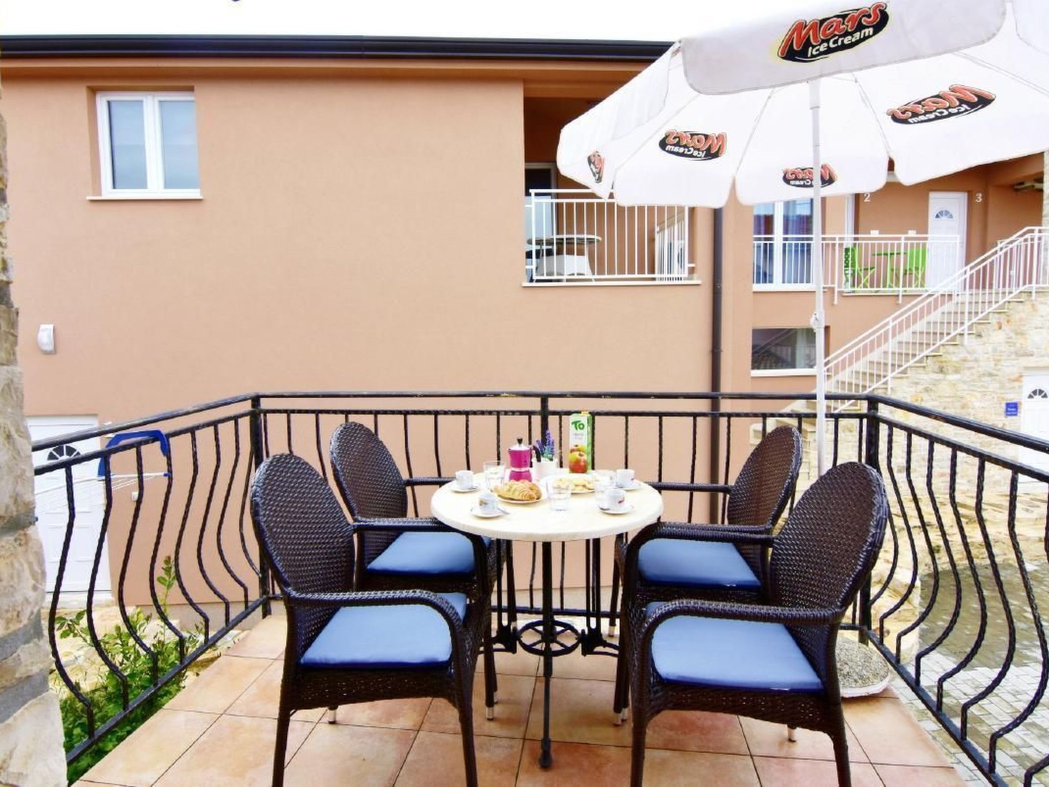 FIORELA 2-Image-tags.info