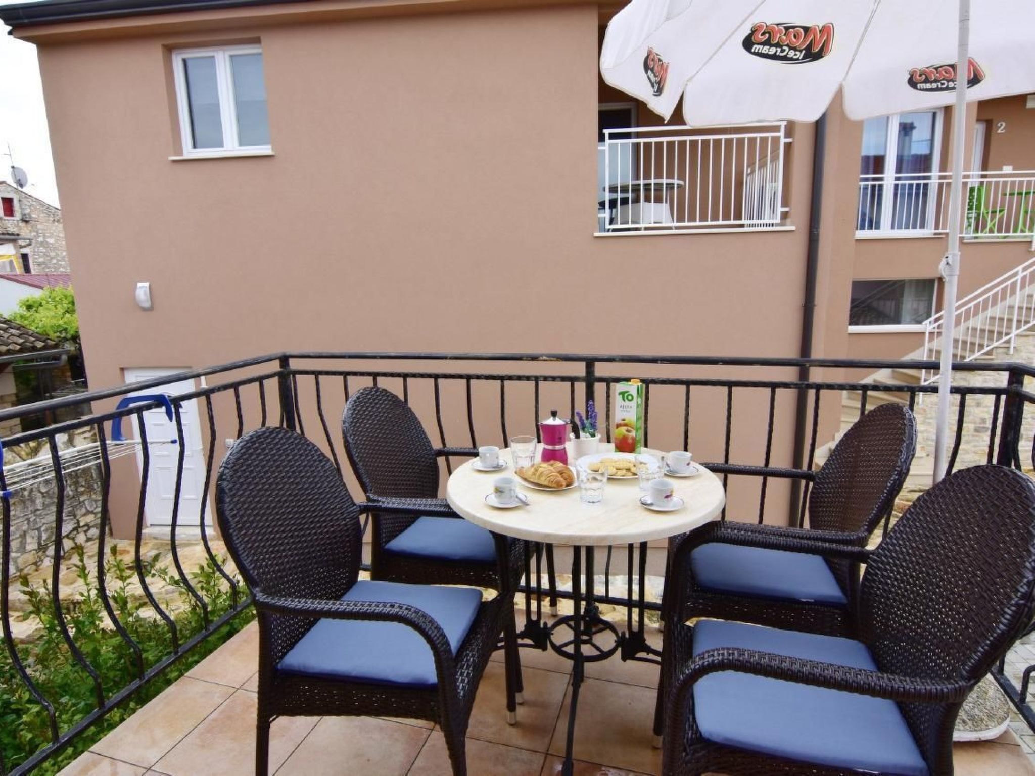 FIORELA 2-Image-tags.info