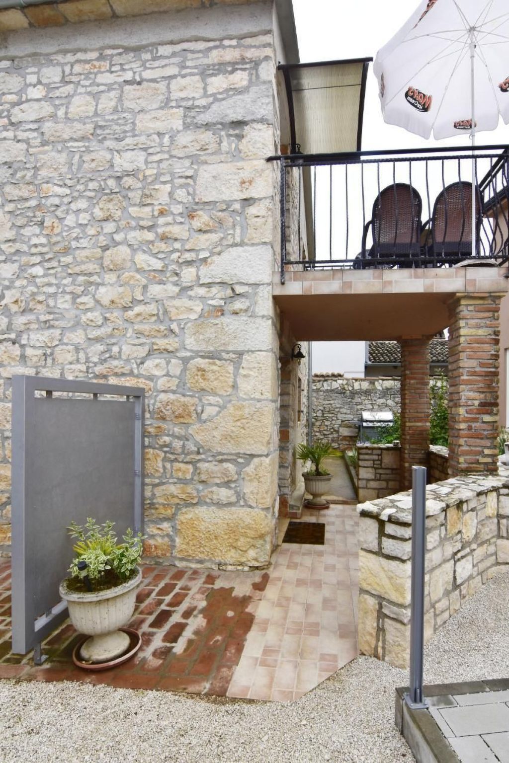 FIORELA 2-Image-tags.info