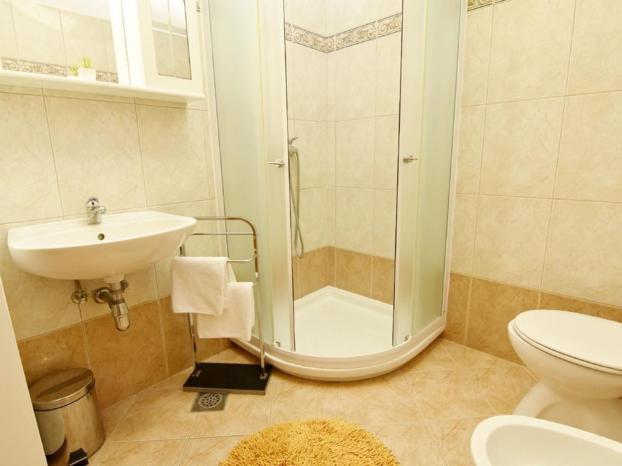 Noemi3-Image-tags.info