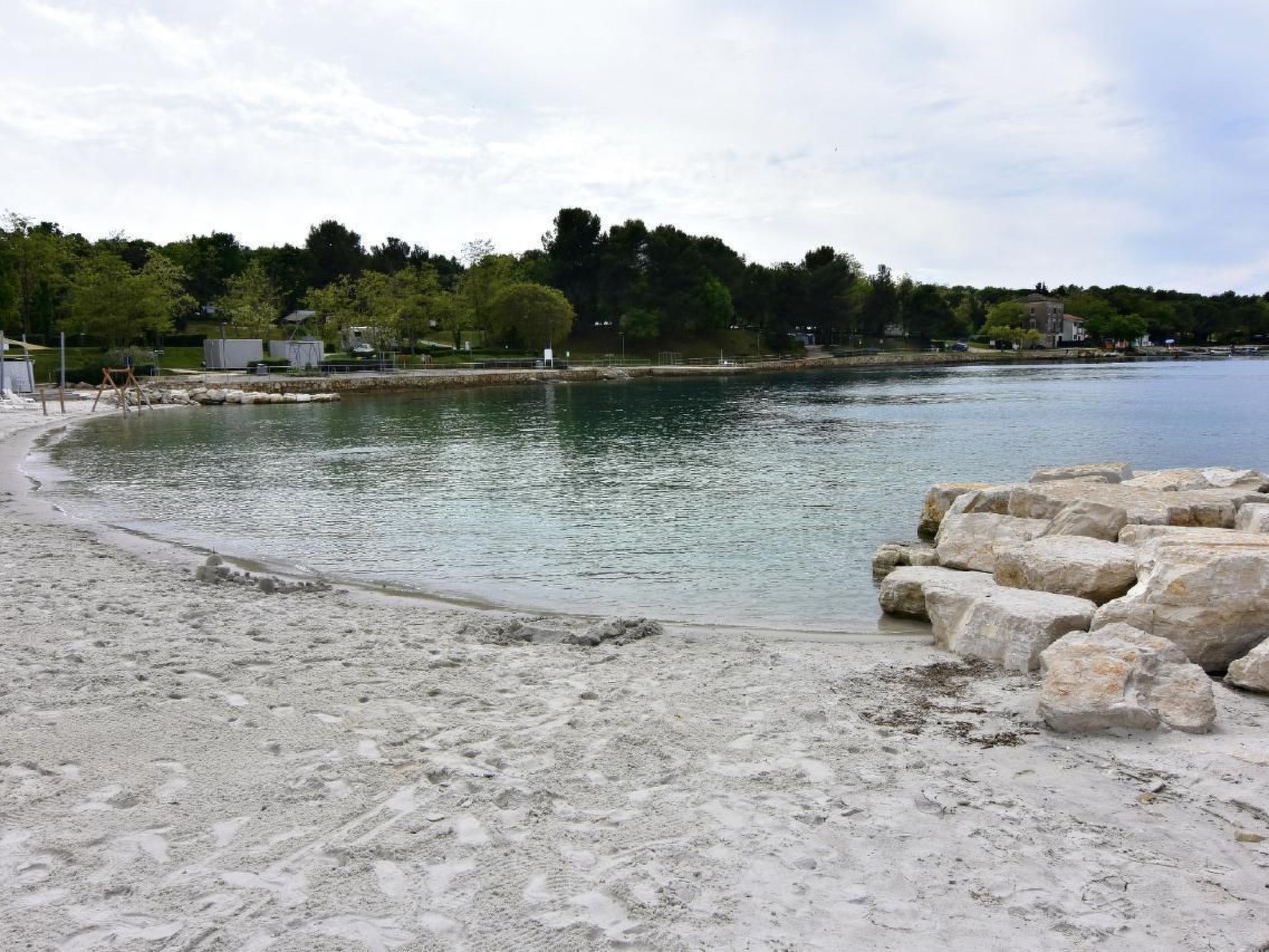 Noemi1-Image-tags.info