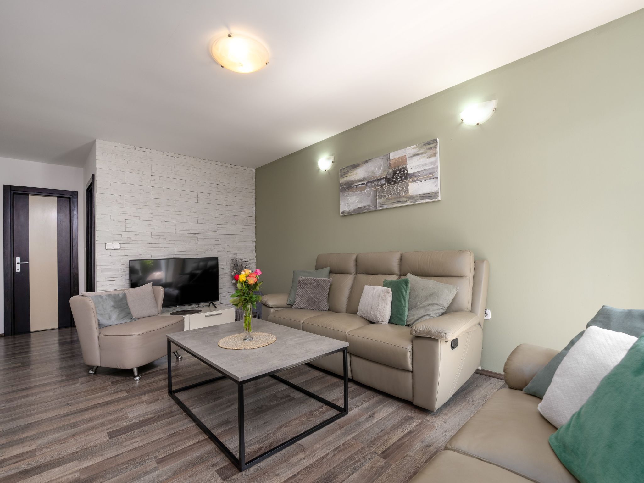 Casa Viola mit Pool, unweit von Lanterna Resort-Drinnen