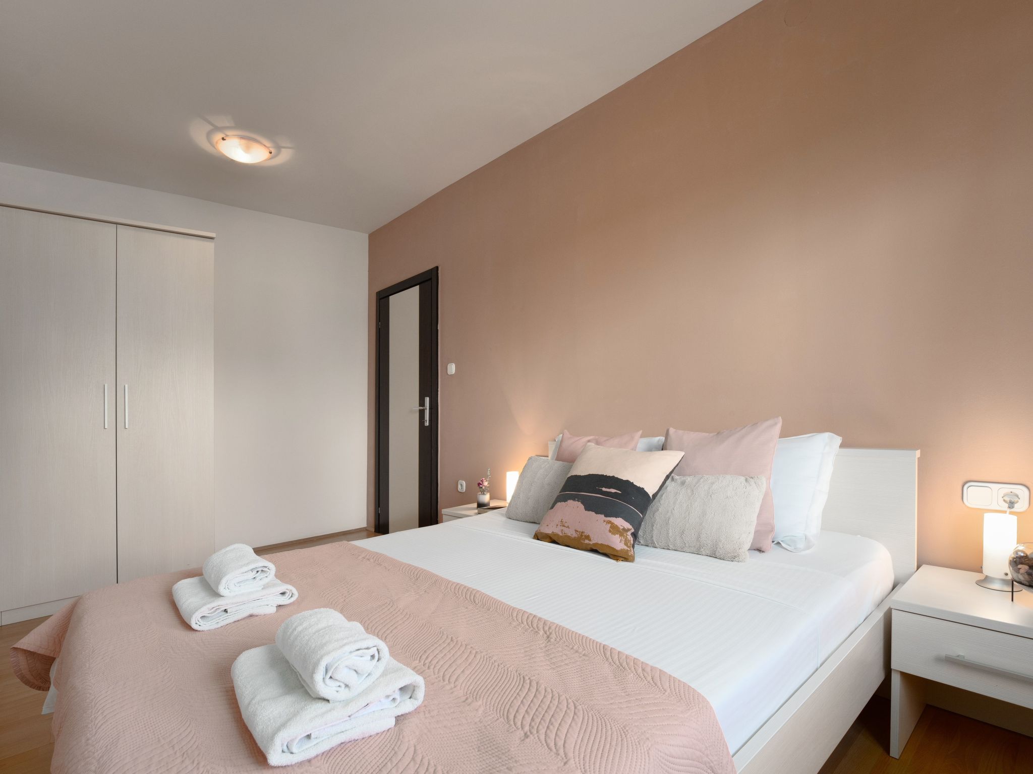 Casa Viola mit Pool, unweit von Lanterna Resort-Drinnen