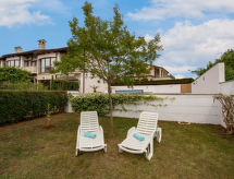 Bellavista: Luxe Vakantiehuis met Whirlpool en Zeezicht bij Poreč - thumbnail 2