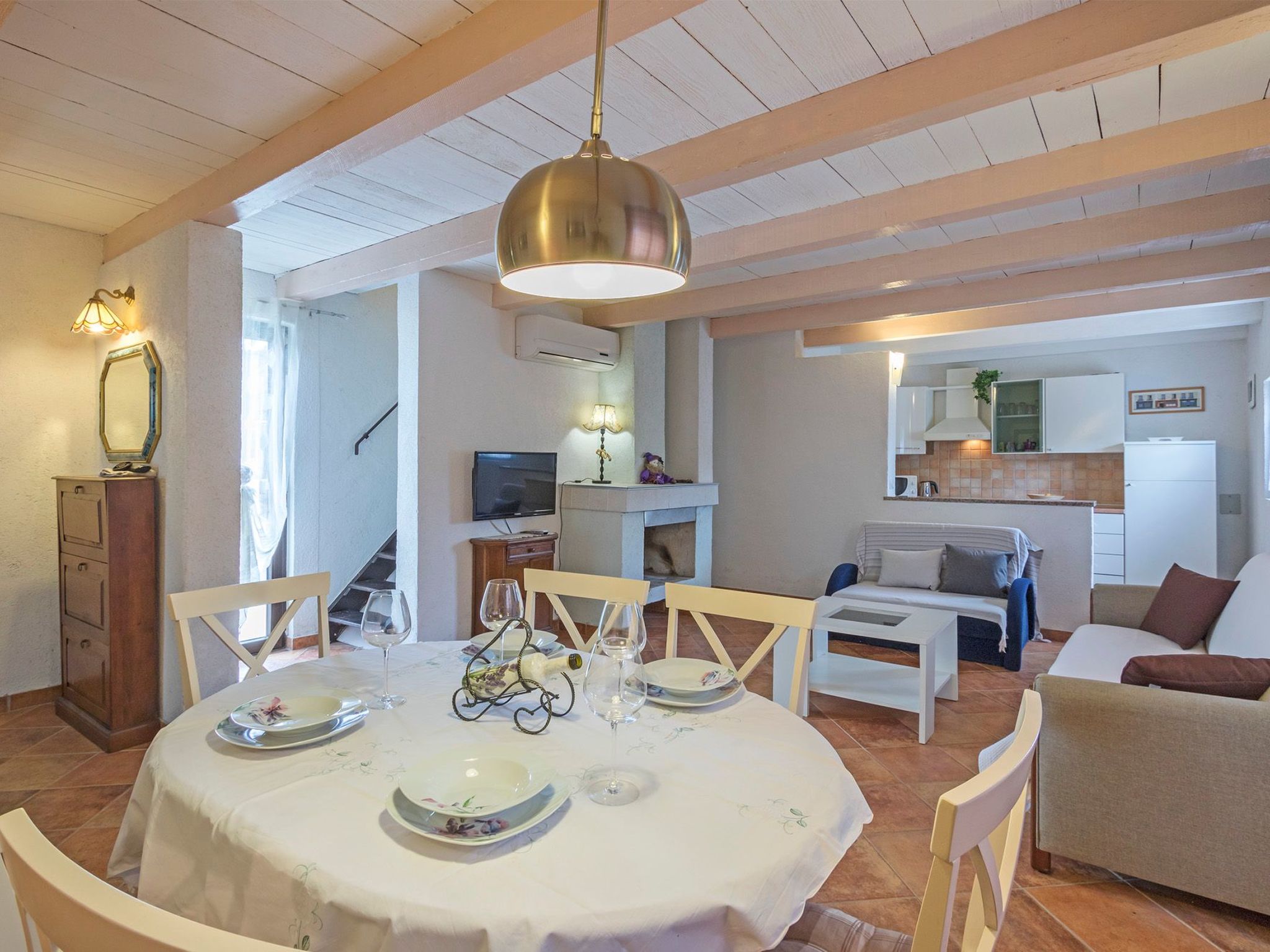 Villa Karina-Image-tags.info