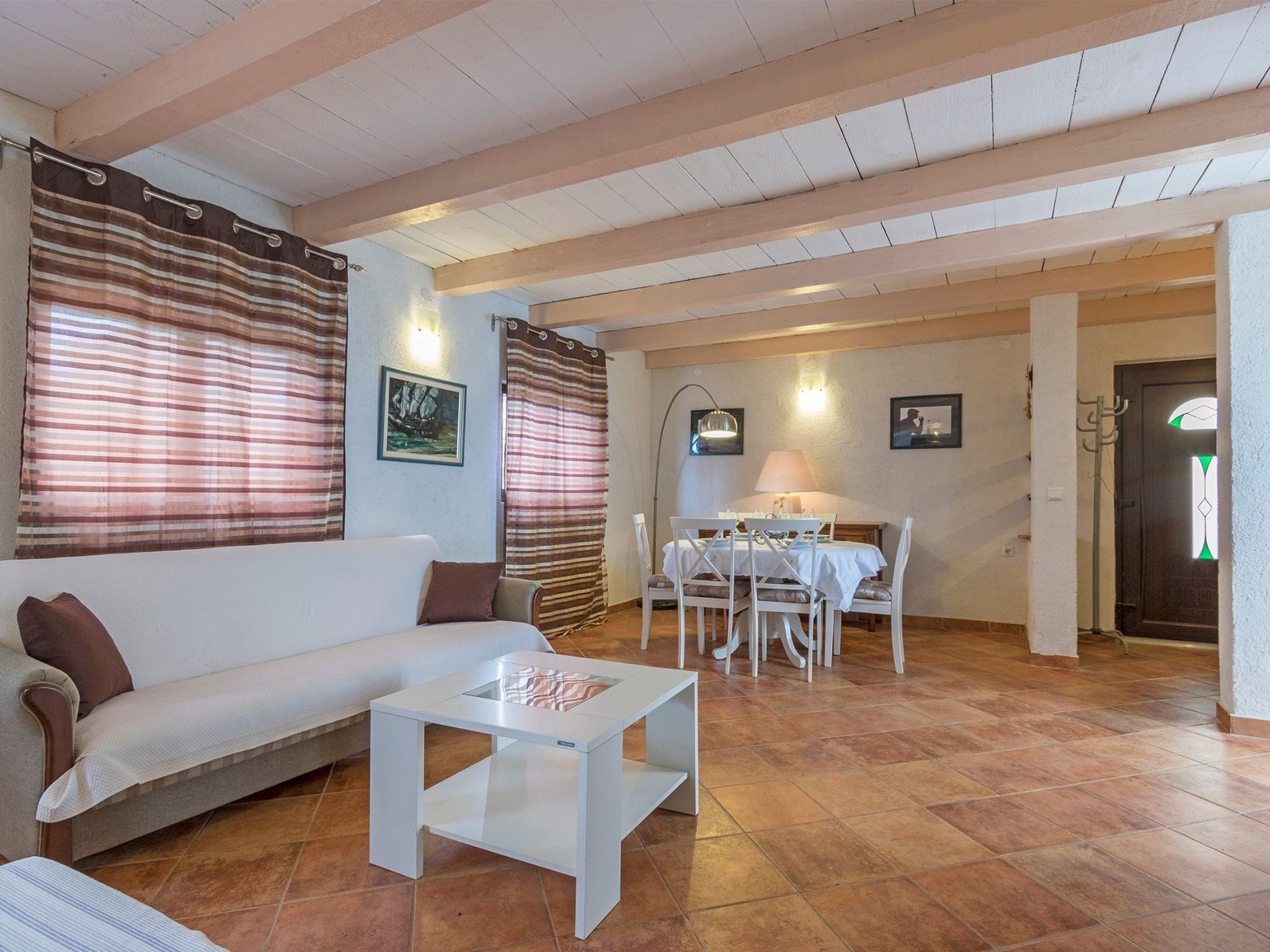 Villa Karina-Image-tags.info