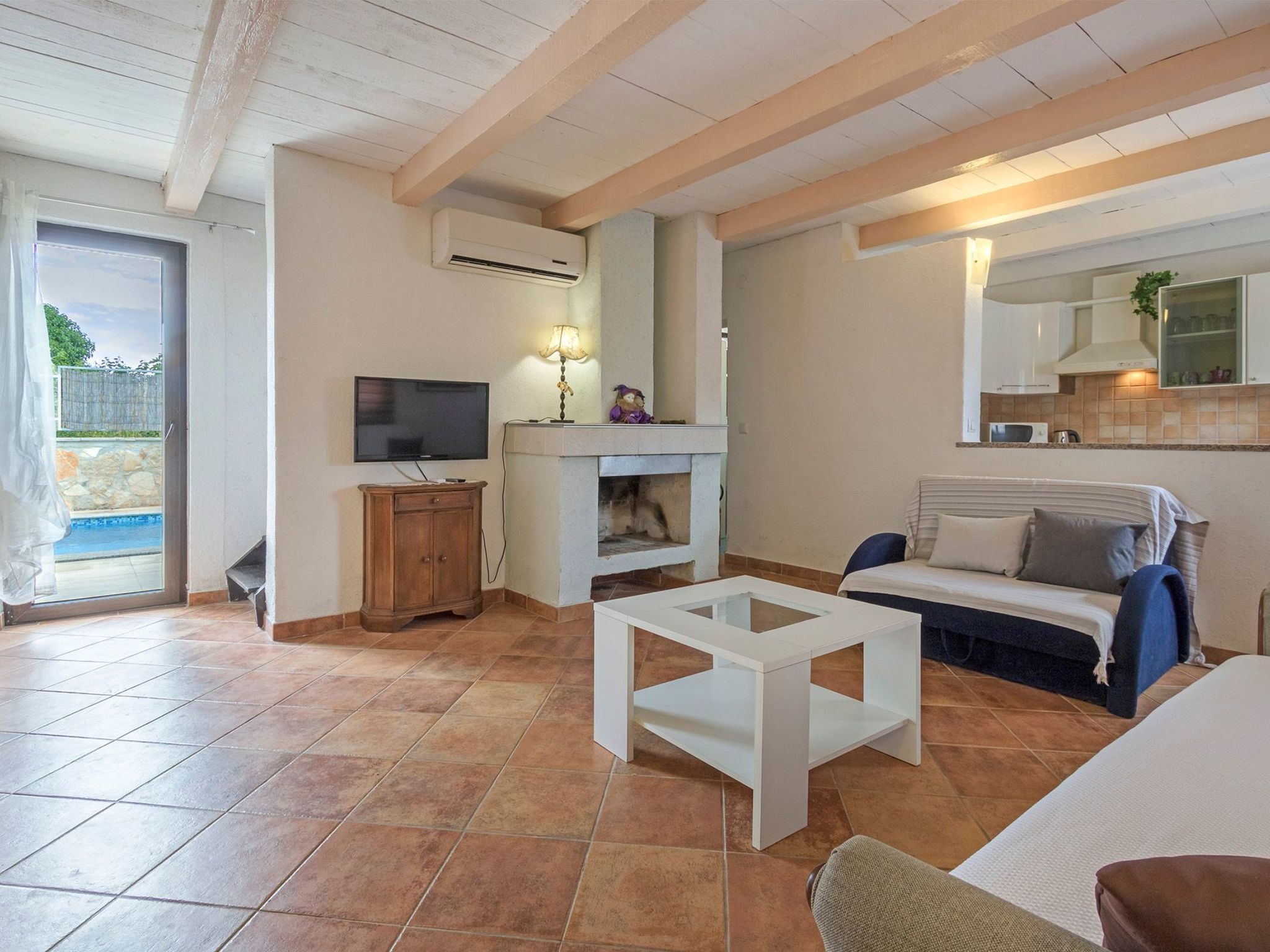 Villa Karina-Image-tags.info