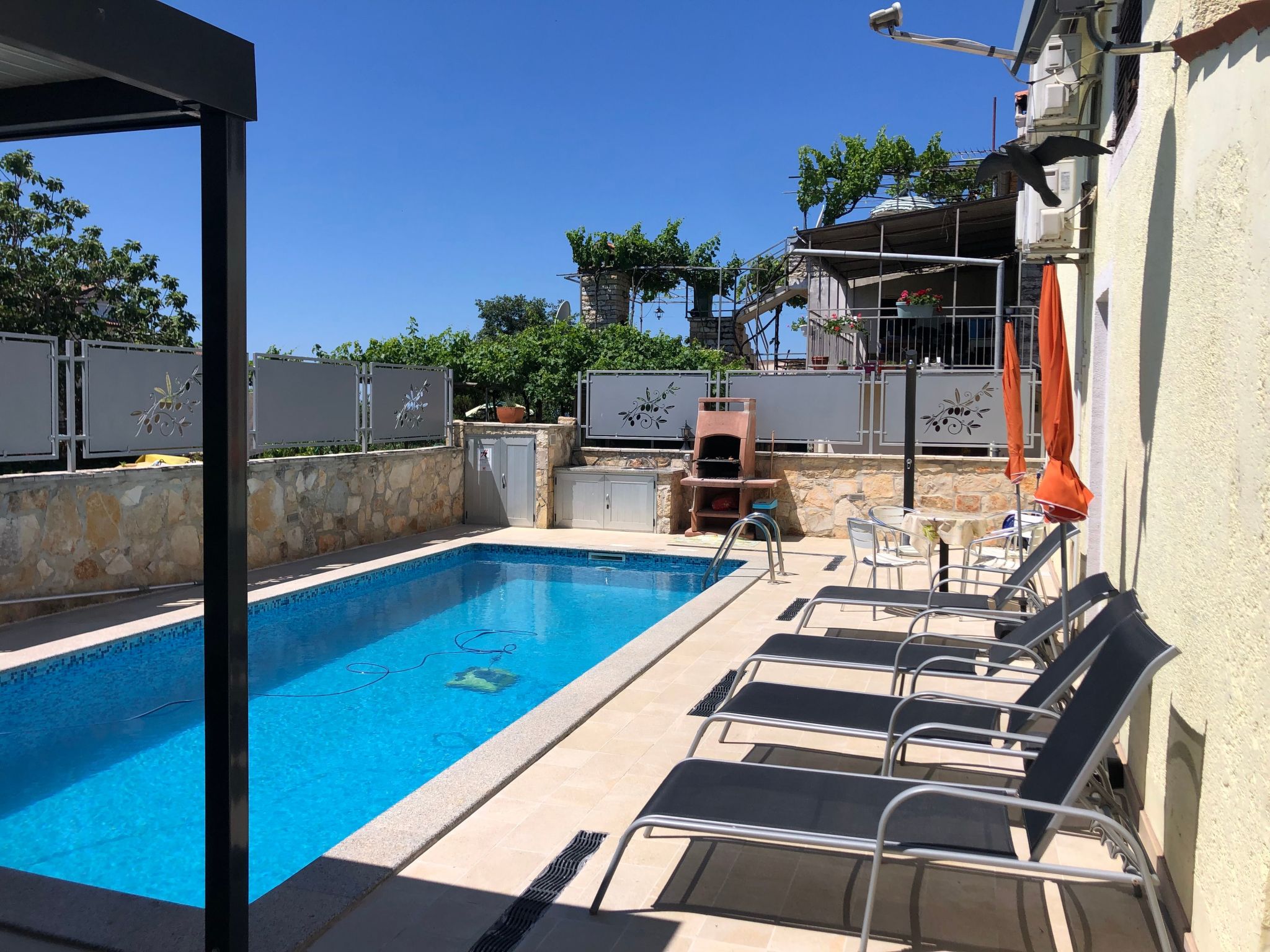 Villa Karina-Image-tags.info