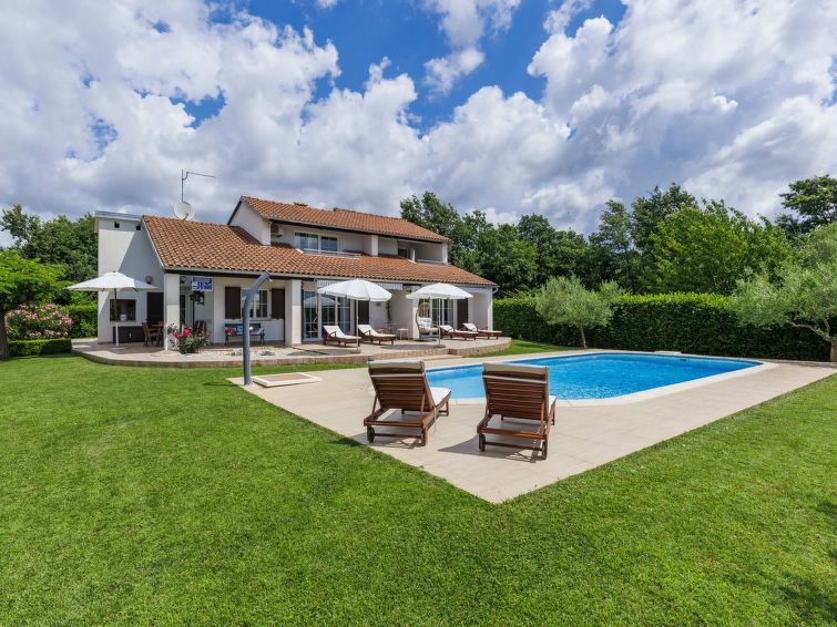 Privézwembad en rust in Villa Sole, Nova Vas bij Poreč in Nova Vas